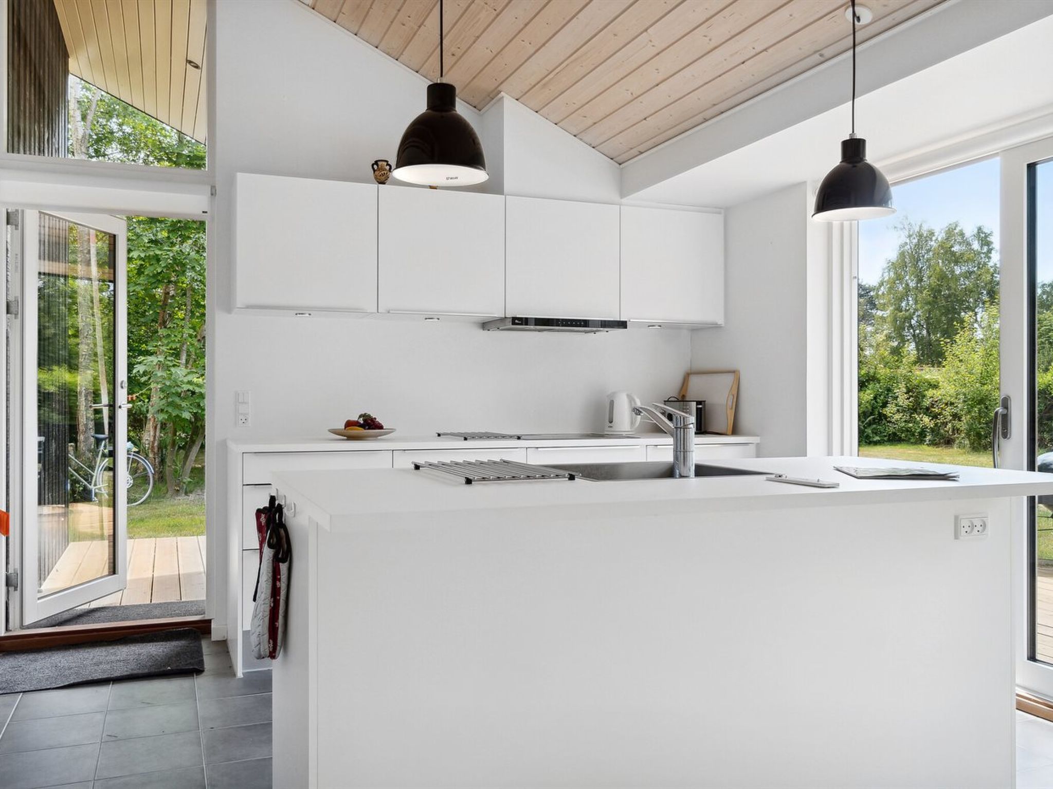 "Elin" - 200m from the sea - Drinnen