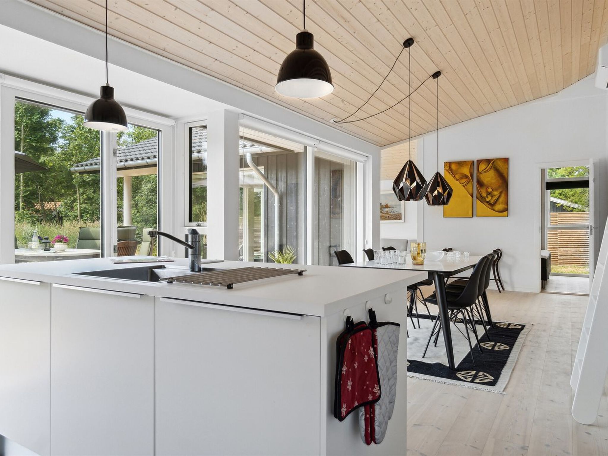"Elin" - 200m from the sea - Drinnen