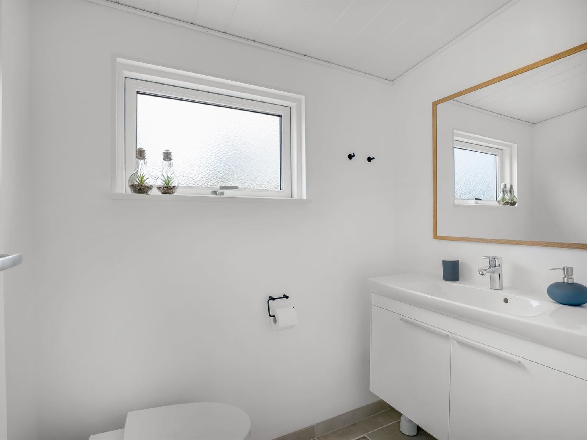 "Merilin" - 300m from the sea-Binnen