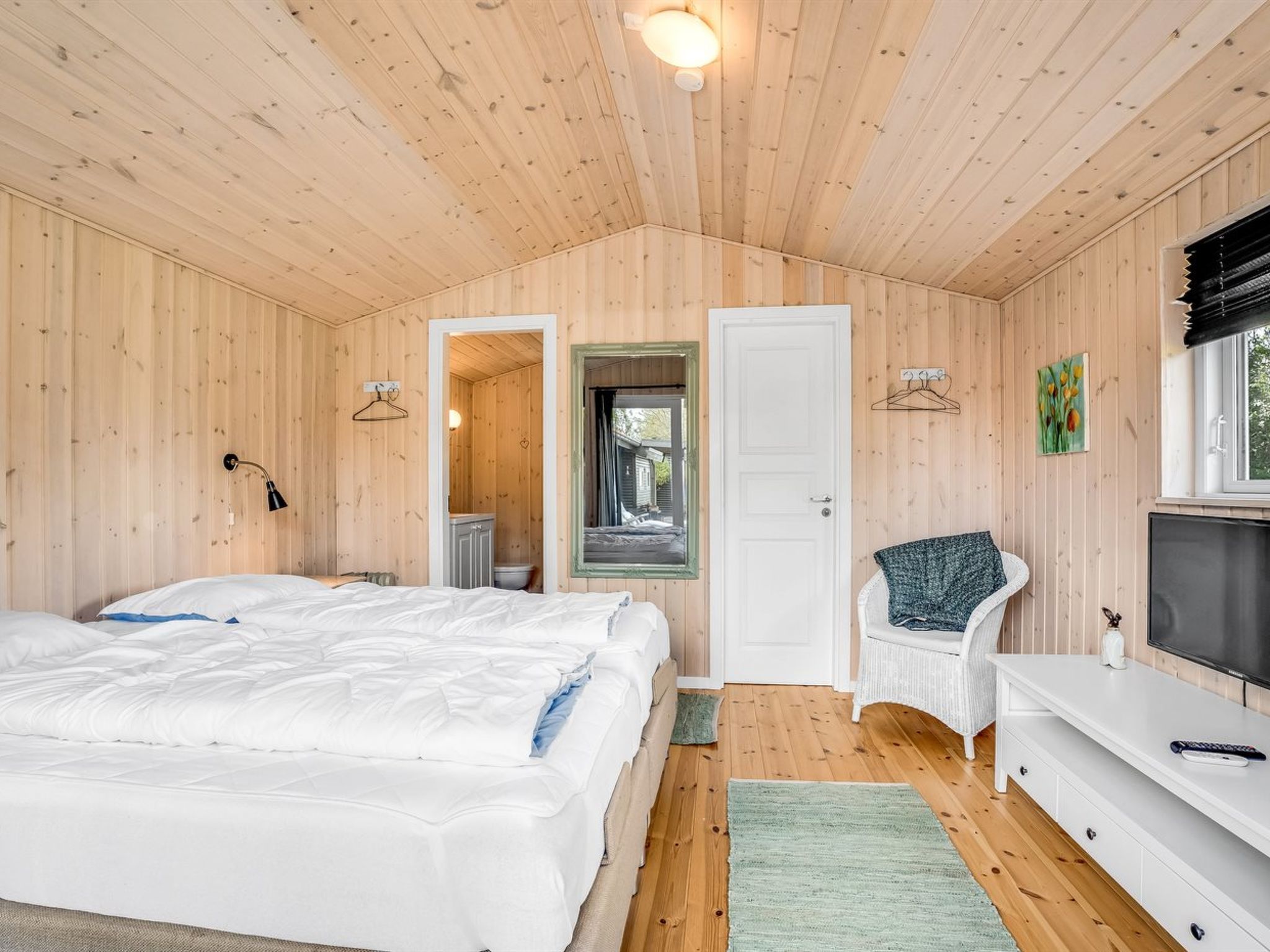 "Jula" - 290m from the sea-Inside