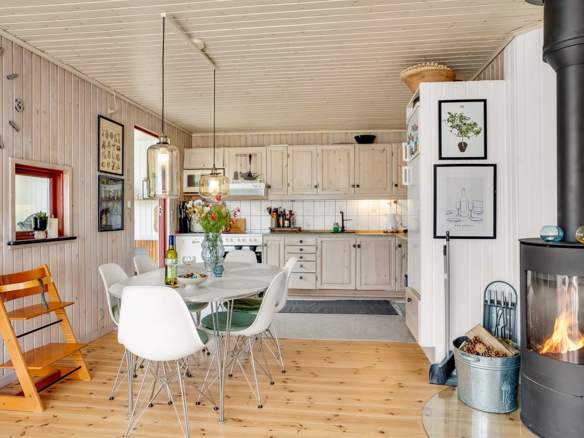 "Soti" - 350m from the sea