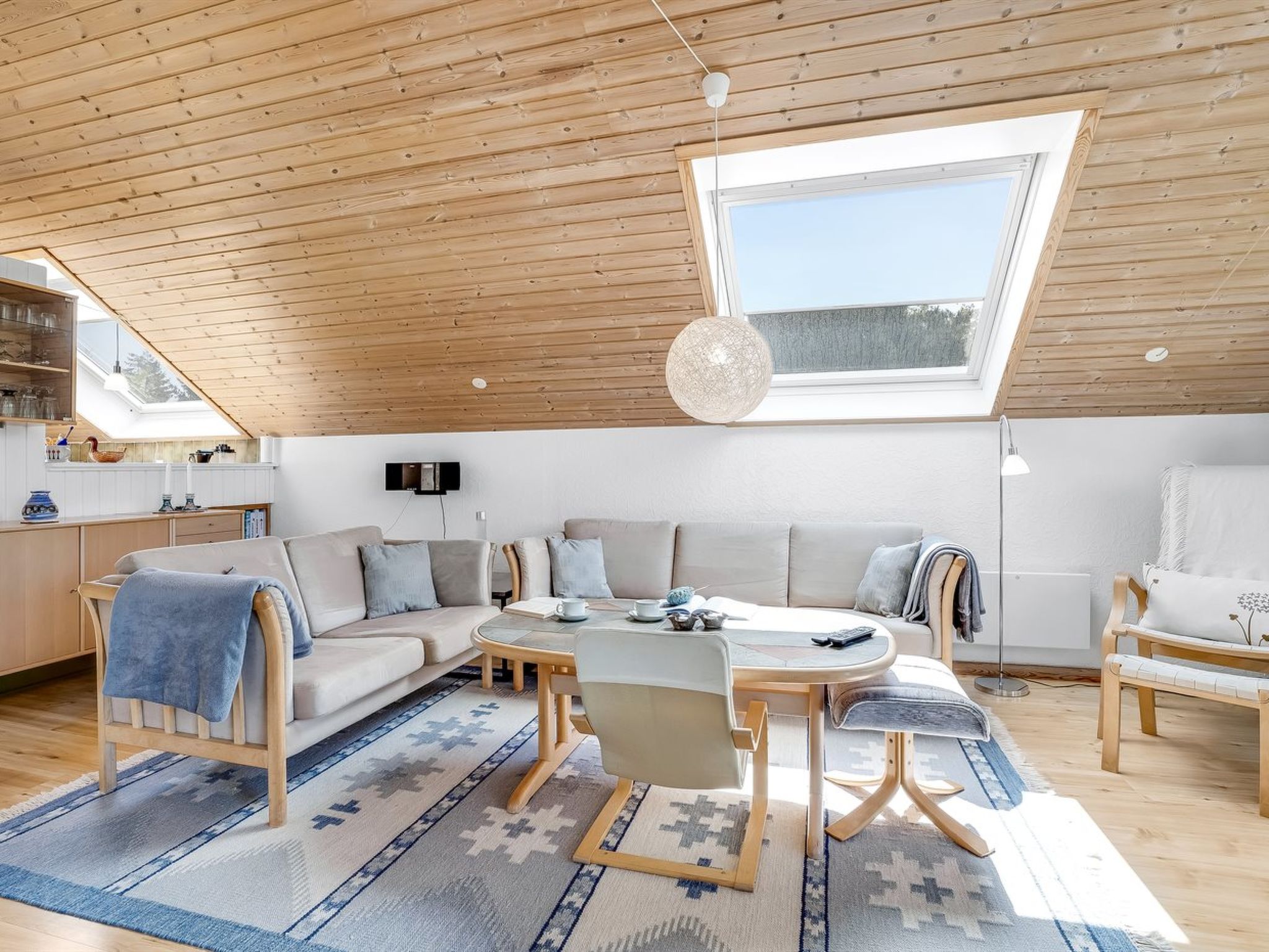 "Tytti" - 300m from the sea - Binnen