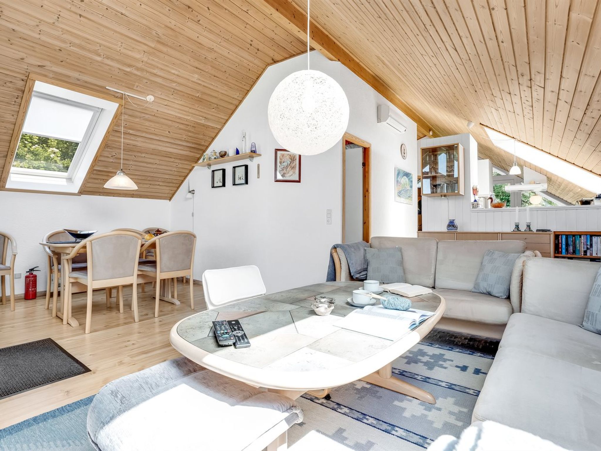 "Tytti" - 300m from the sea - Binnen