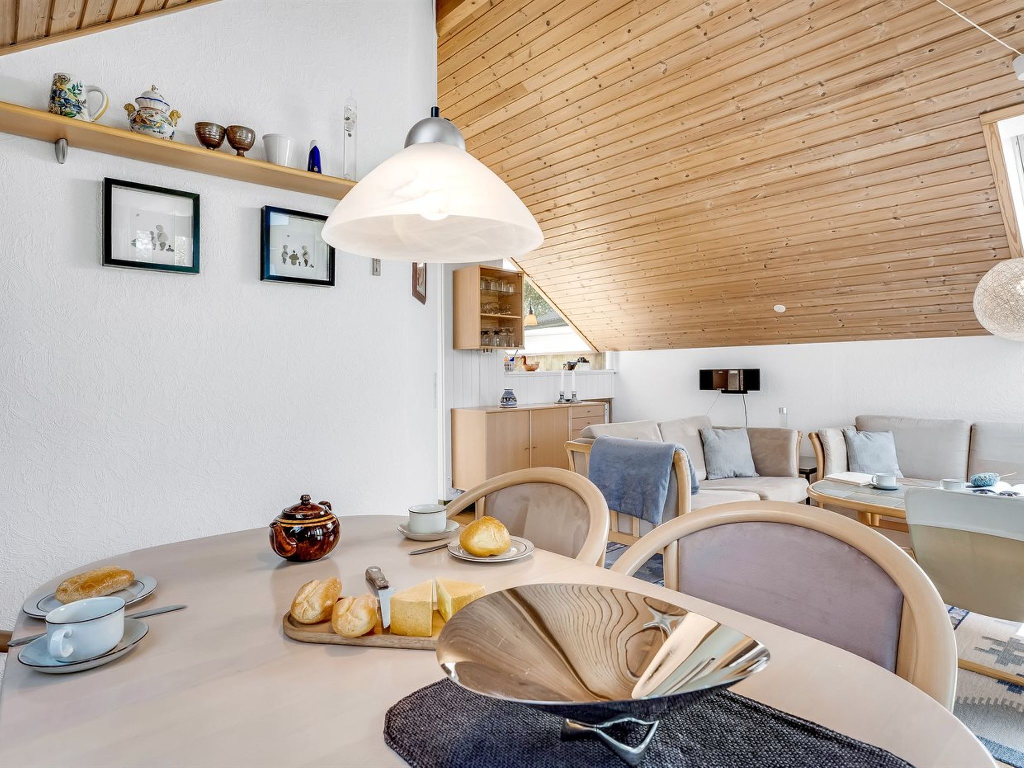 "Tytti" - 300m from the sea - Binnen