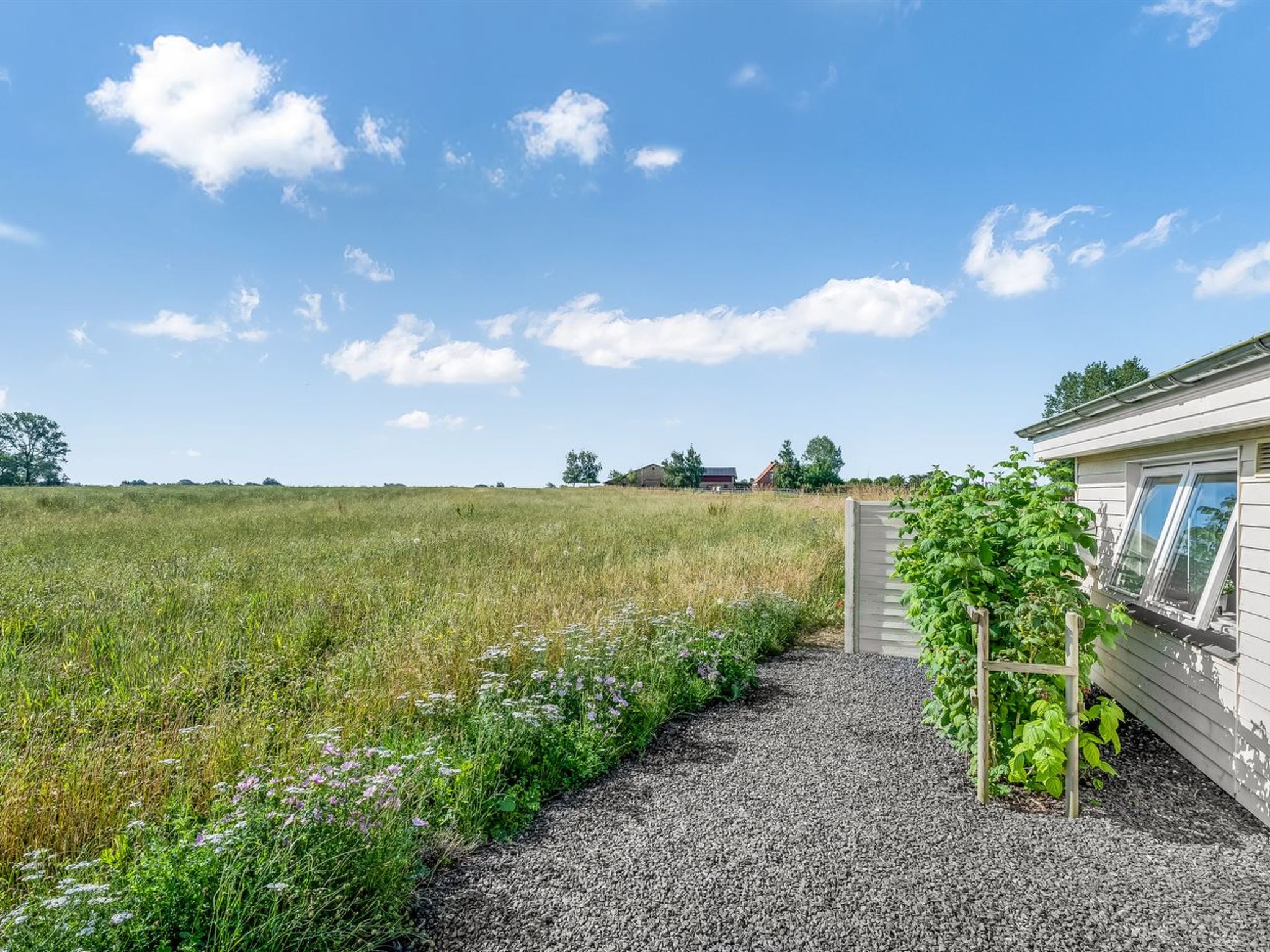 "Anneke" - 1.3km from the sea-Draußen