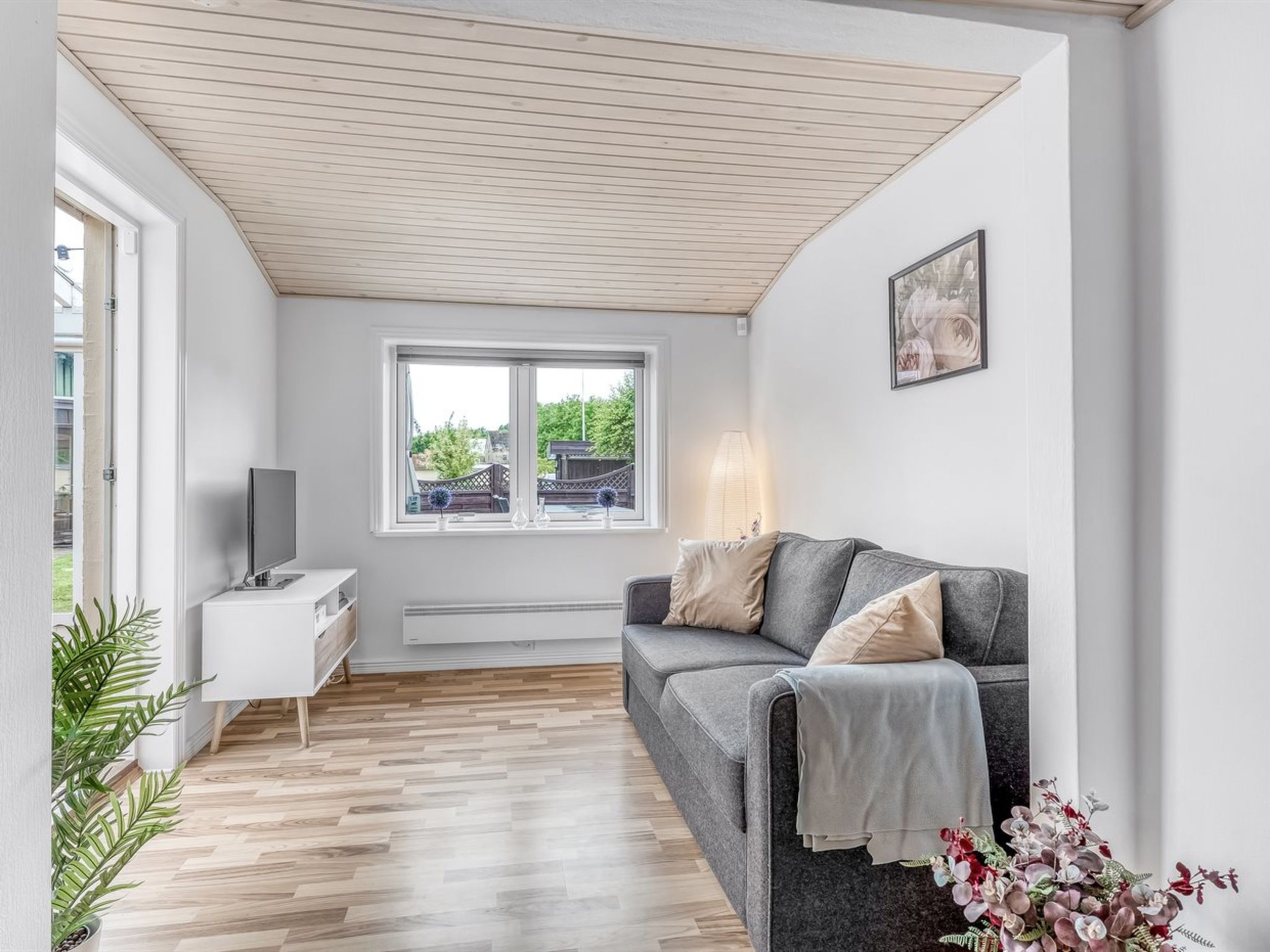"Anneke" - 1.3km from the sea-Dedans