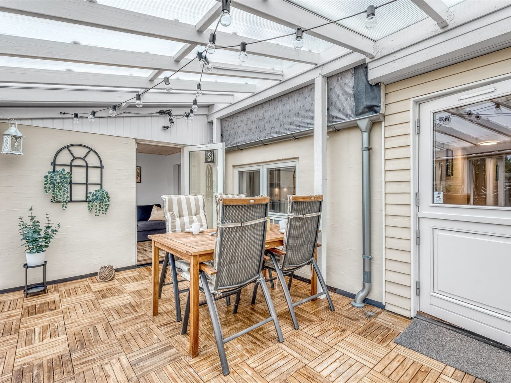 "Anneke" - 1.3km from the sea-Dehors