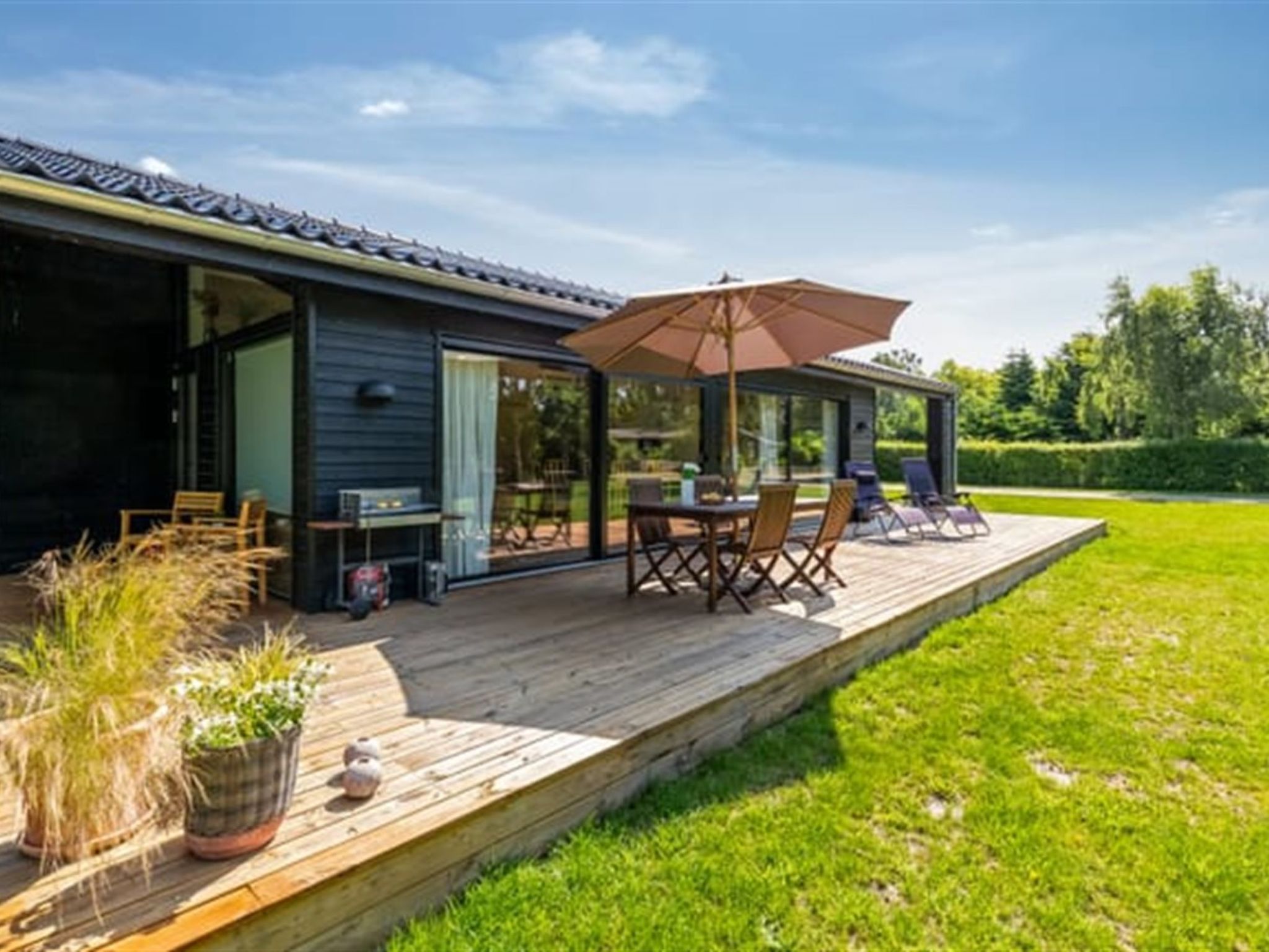"Aruna" - 550m from the sea - Buiten