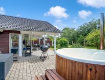 "Mika" - 800m from the sea