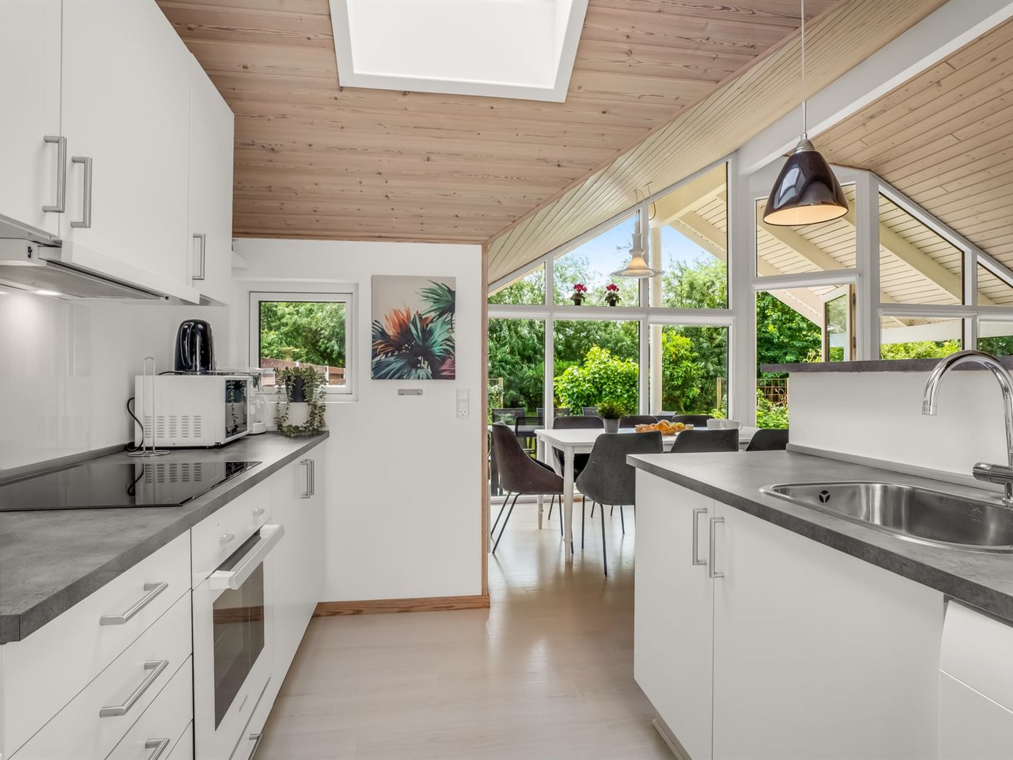 "Mika" - 800m from the sea - Drinnen