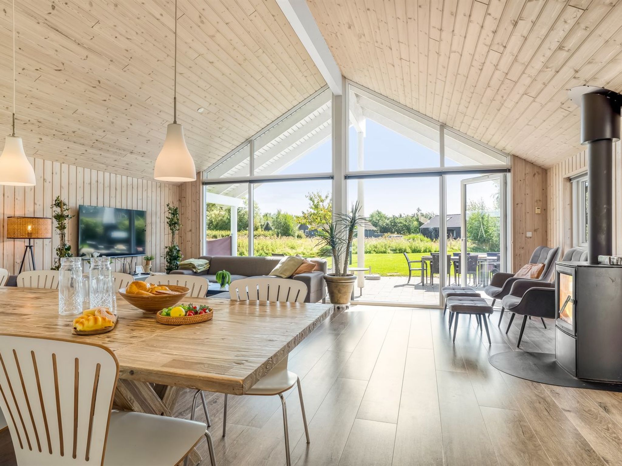 "Jurgis" - 900m from the sea - Binnen