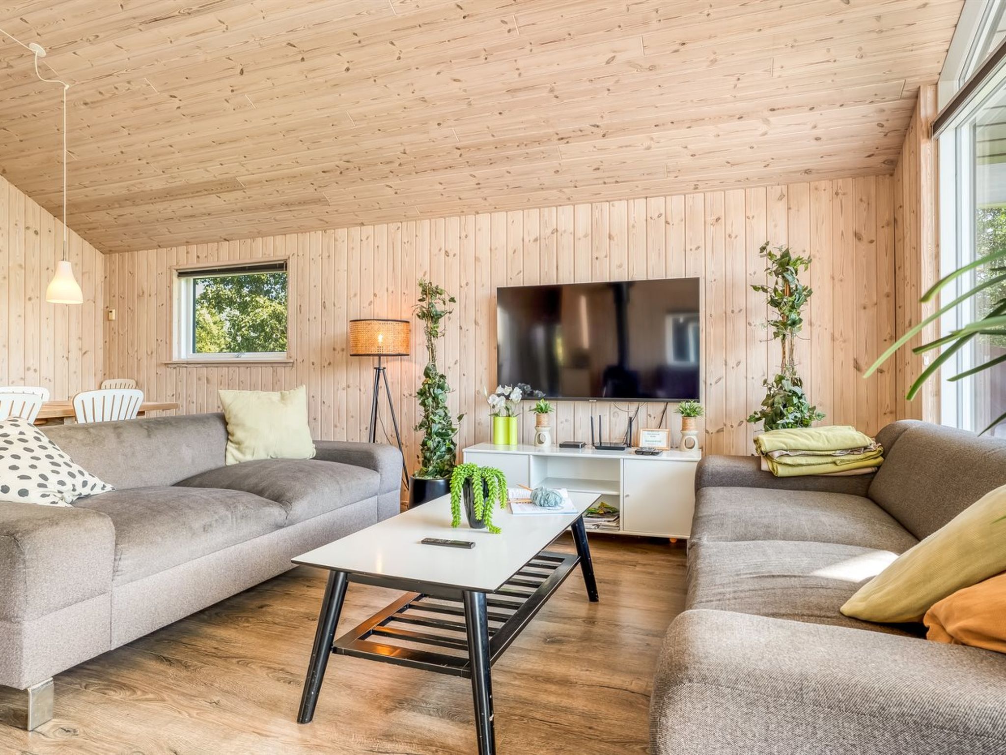 "Jurgis" - 900m from the sea - Binnen