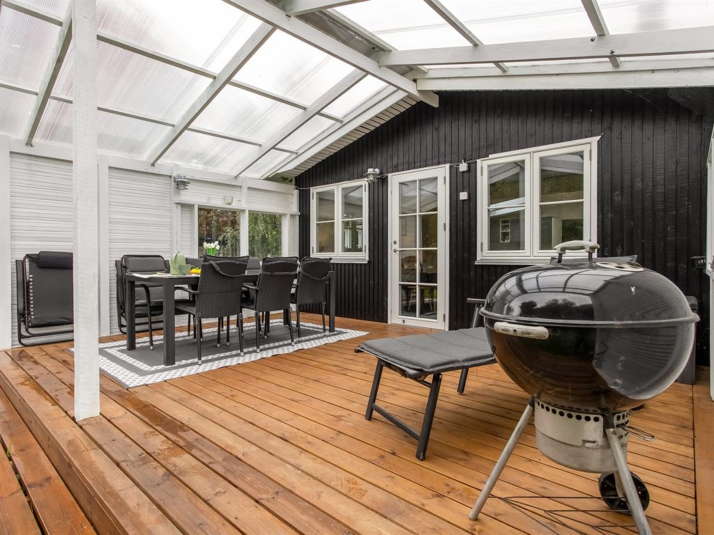 'Fernandine' - 400m from the sea