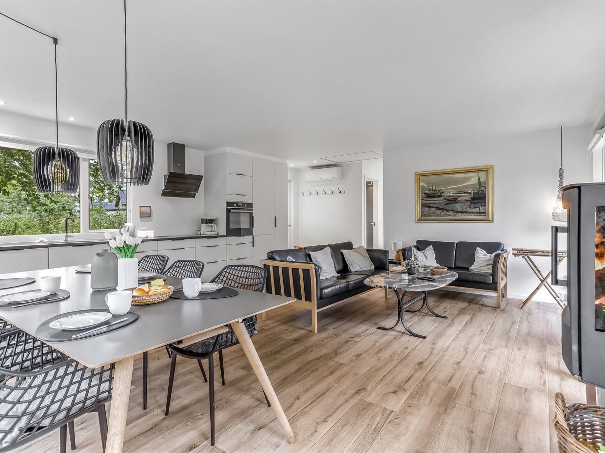 "Litle" - 30m from the sea - Binnen