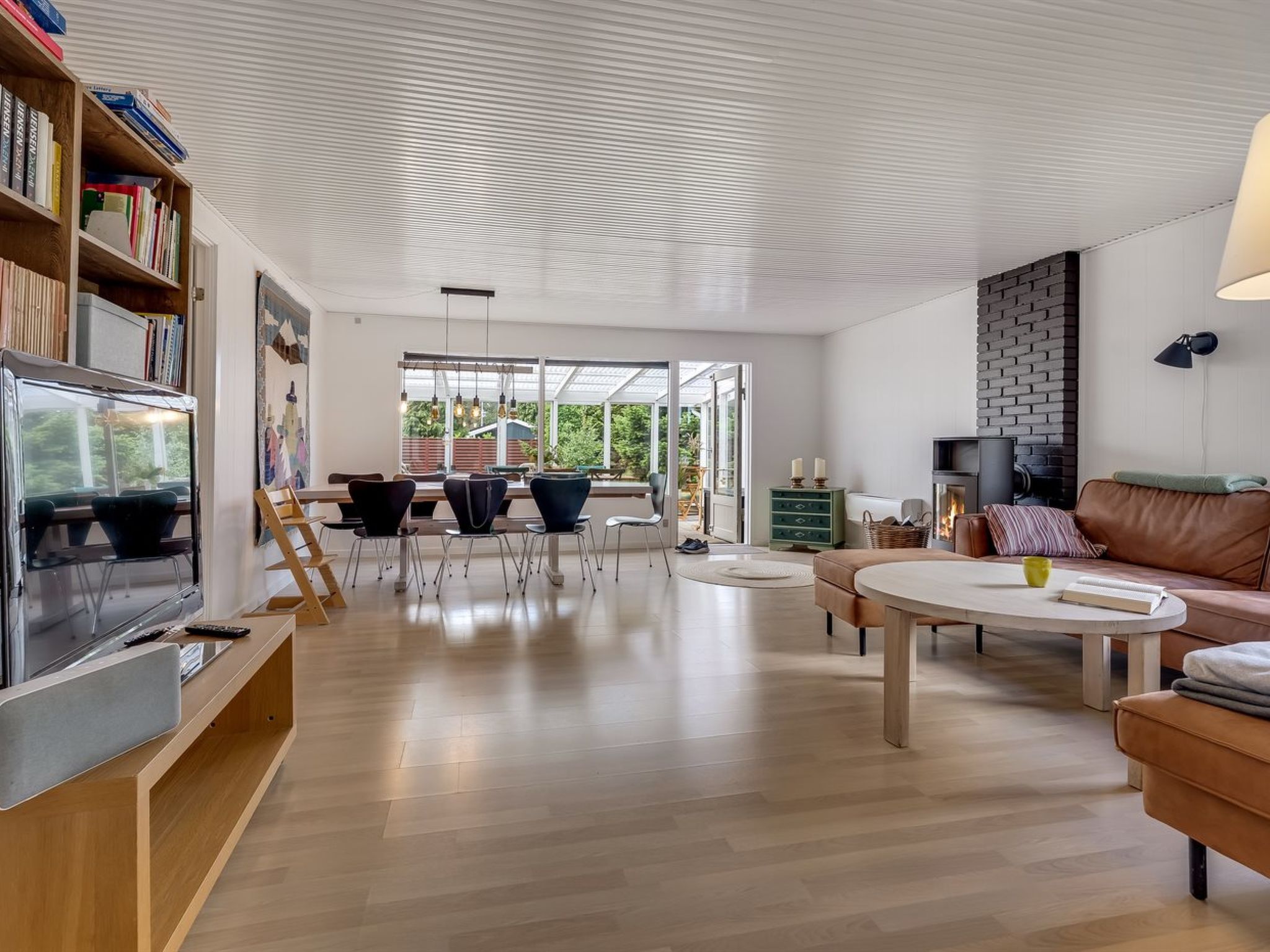 "Anina" - 300m from the sea