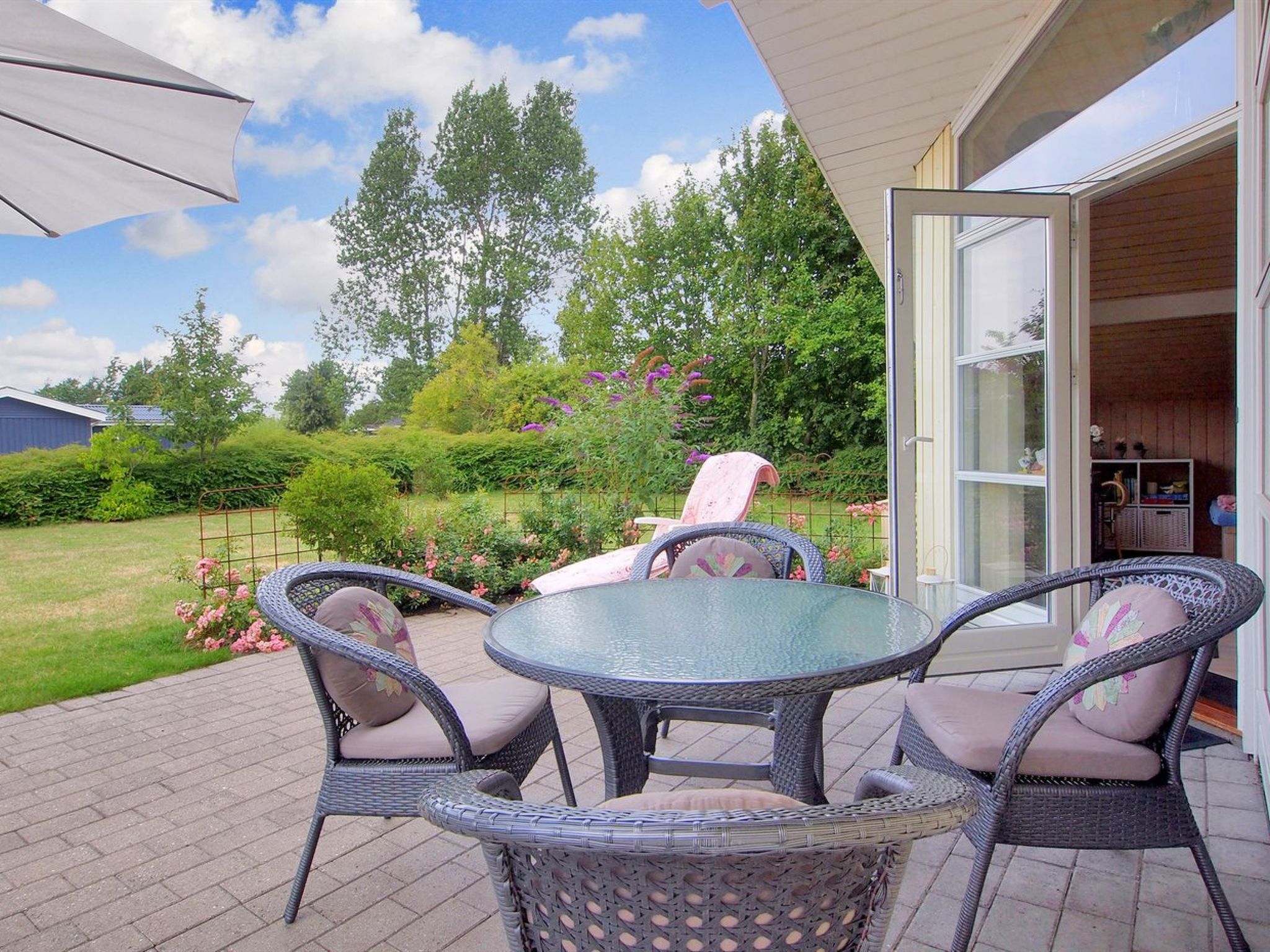"Lilia" - 900m from the sea - Draußen