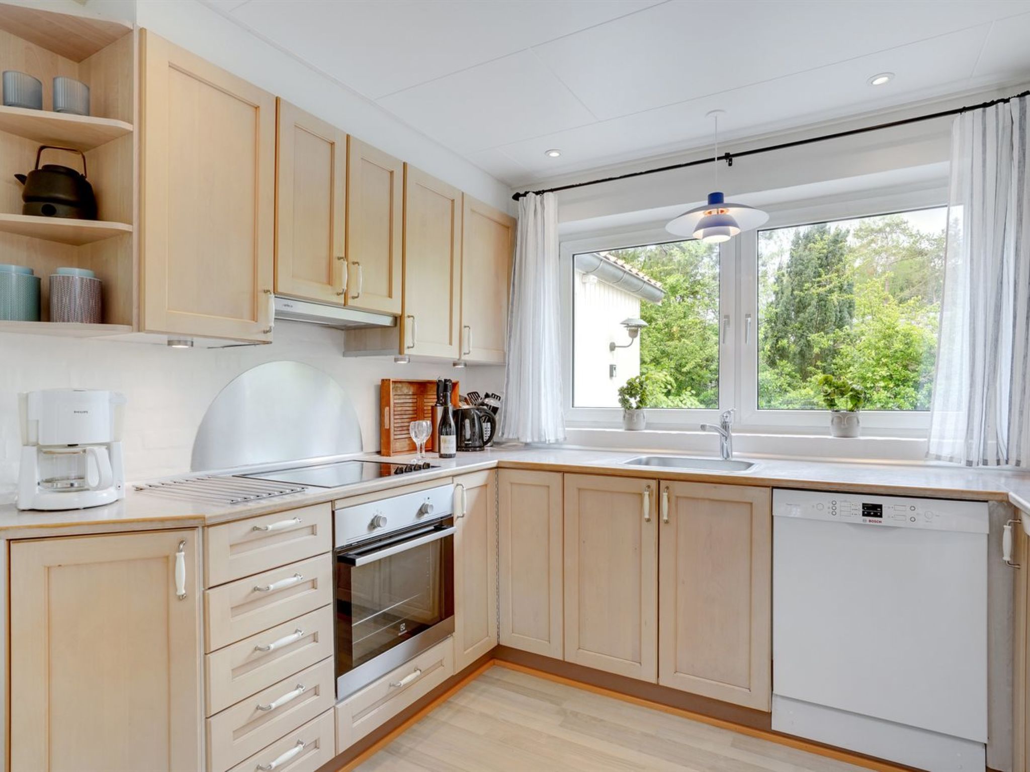 "Marjukka" - 10m from the sea - Drinnen