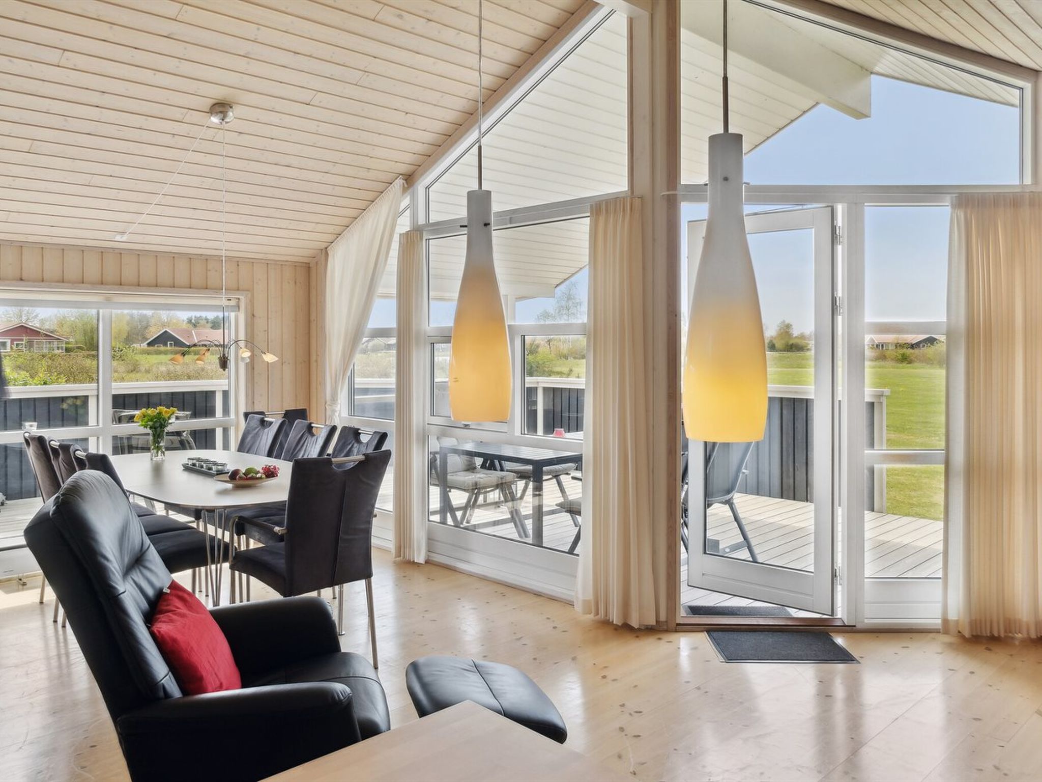"Swanhild" - 900m from the sea-Binnen