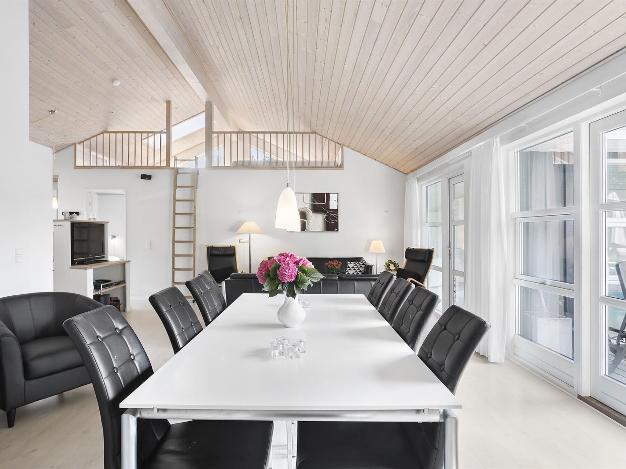 "Toa" - 600m from the sea