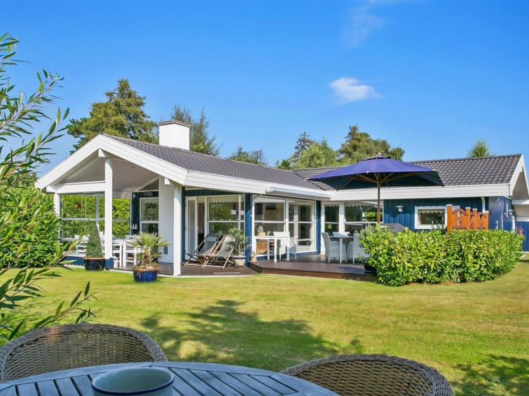Vakantiehuis met sauna in Væggerløse op 900 m van zee in Væggerløse
