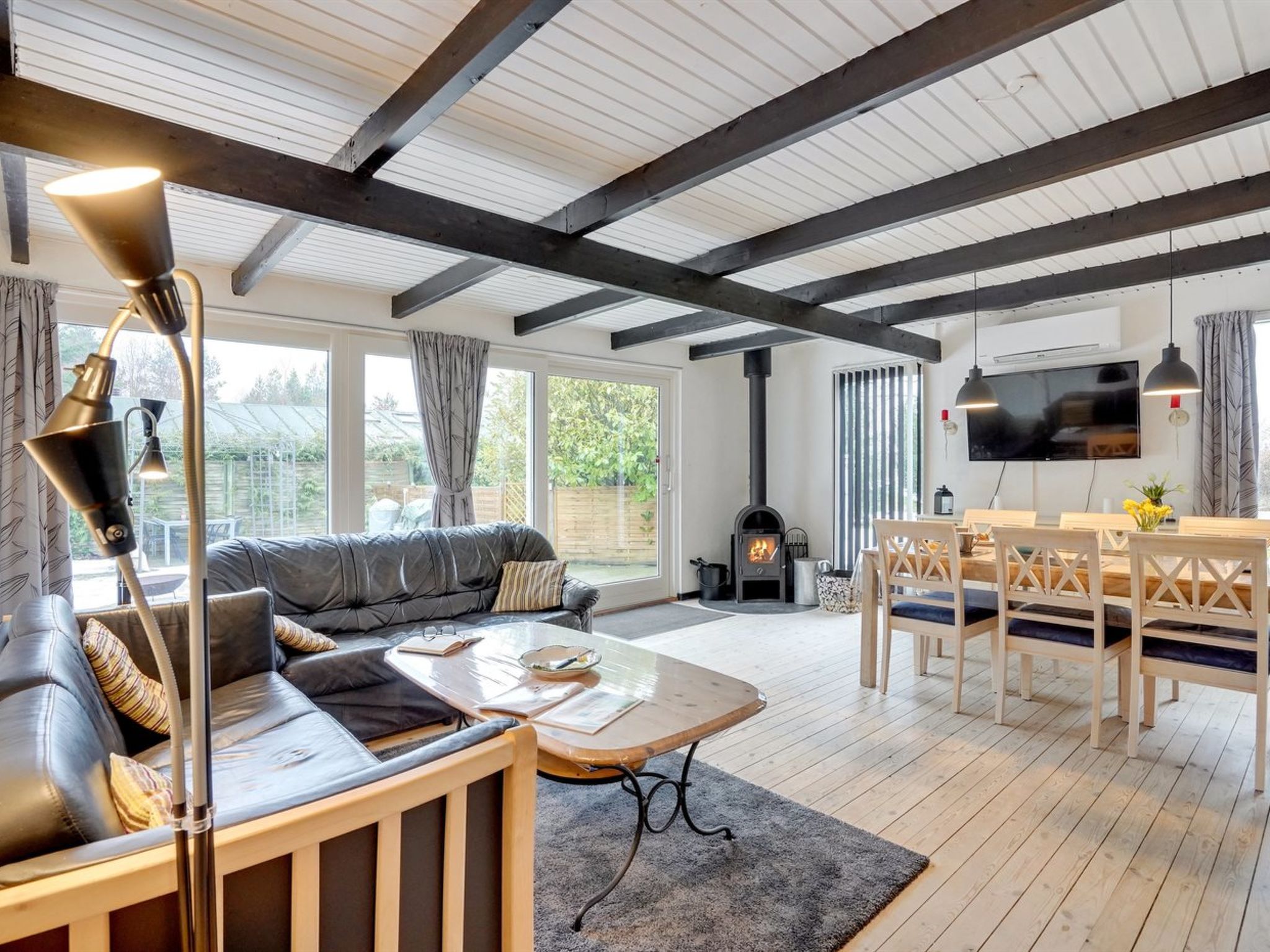 "Fabian" - 900m from the sea-Binnen