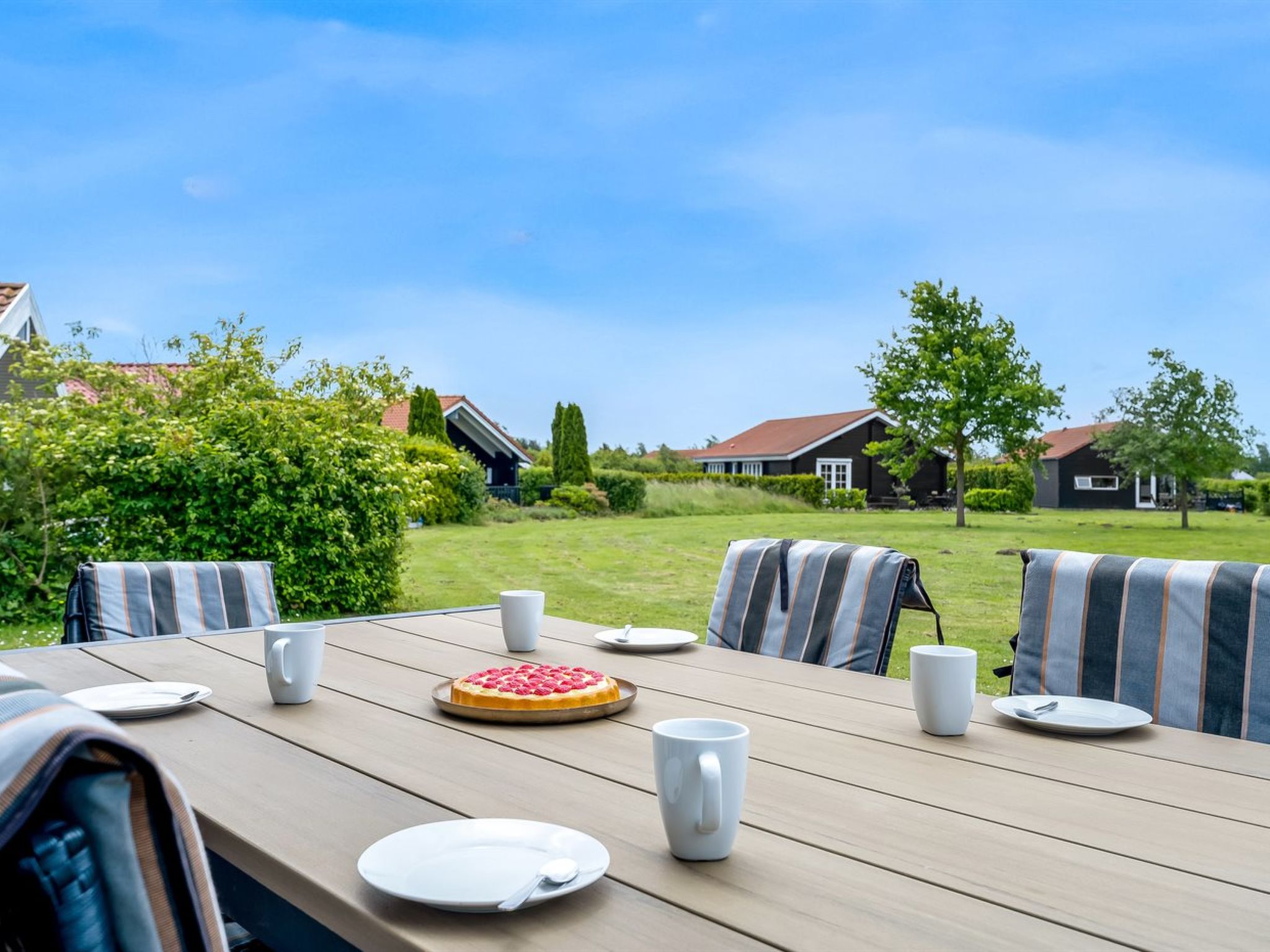 "Birtir" - 1.2km from the sea — Terrace (2 of 24)
