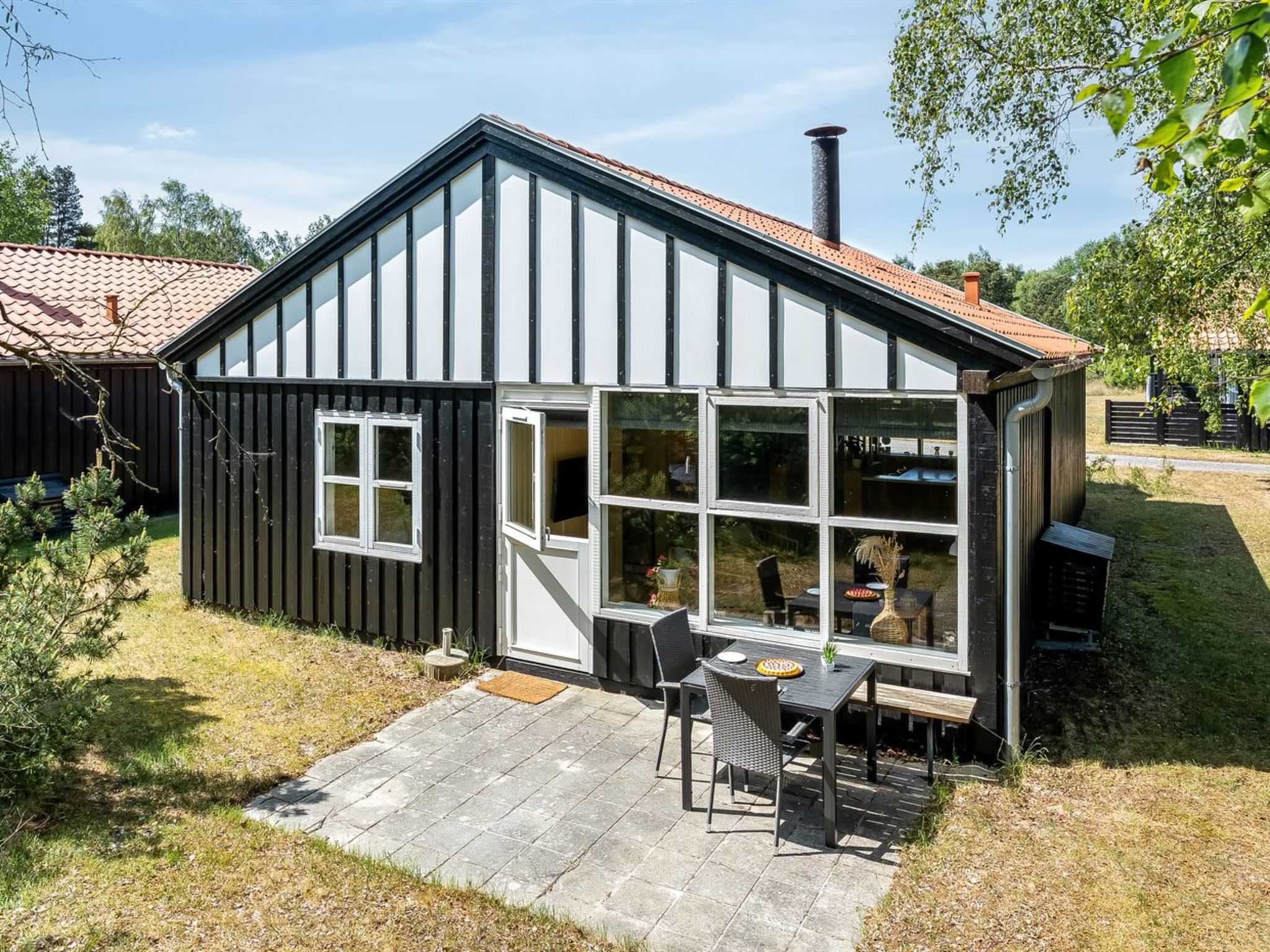 "Elenor" - 300m from the sea-Buiten