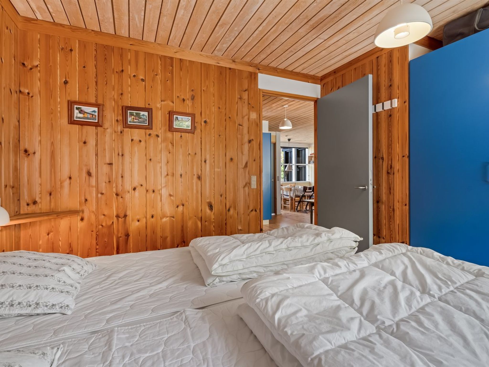 "Elenor" - 300m from the sea-Binnen