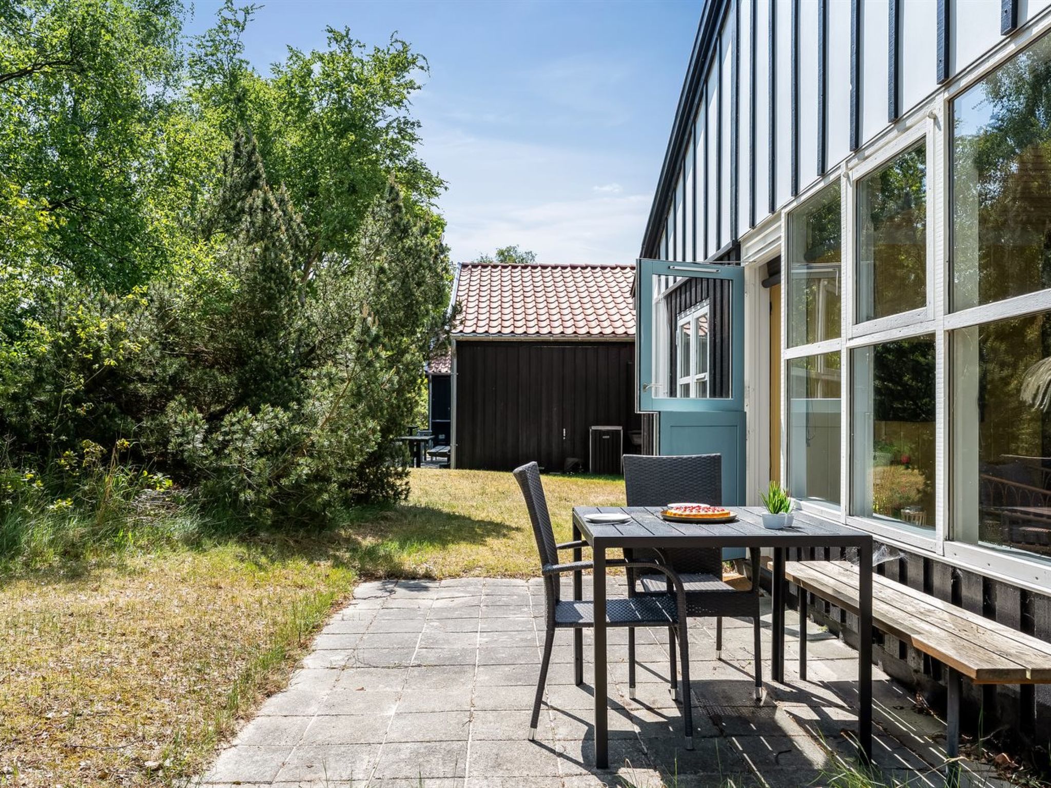 "Elenor" - 300m from the sea - Draußen