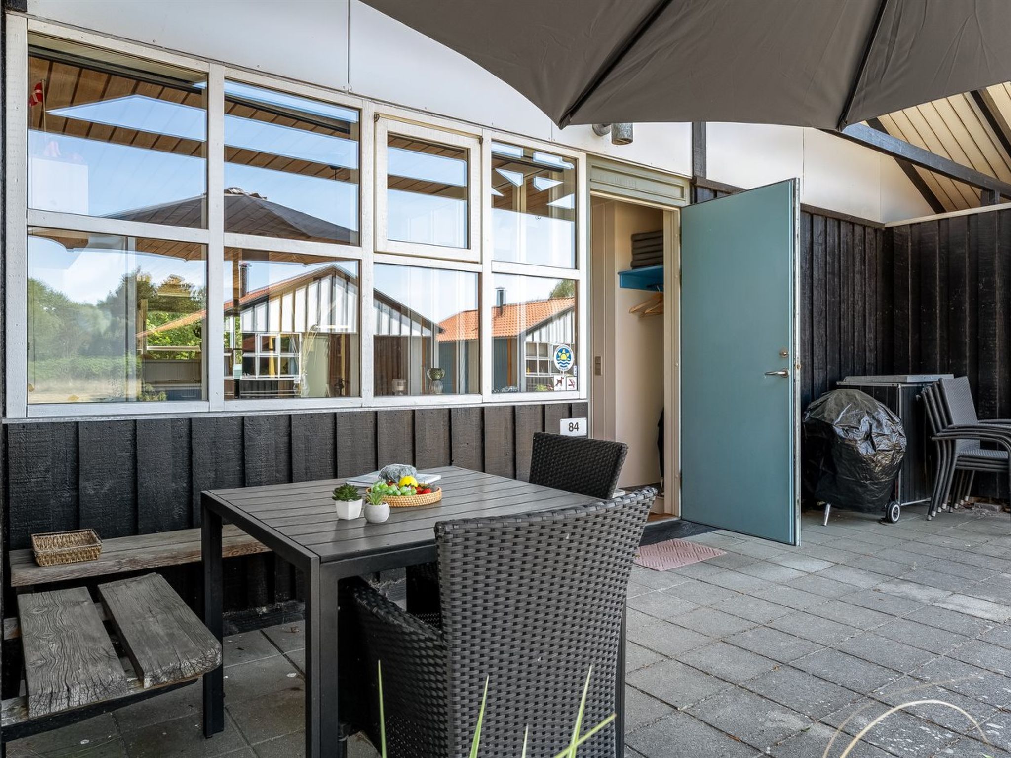 "Elenor" - 300m from the sea - Draußen