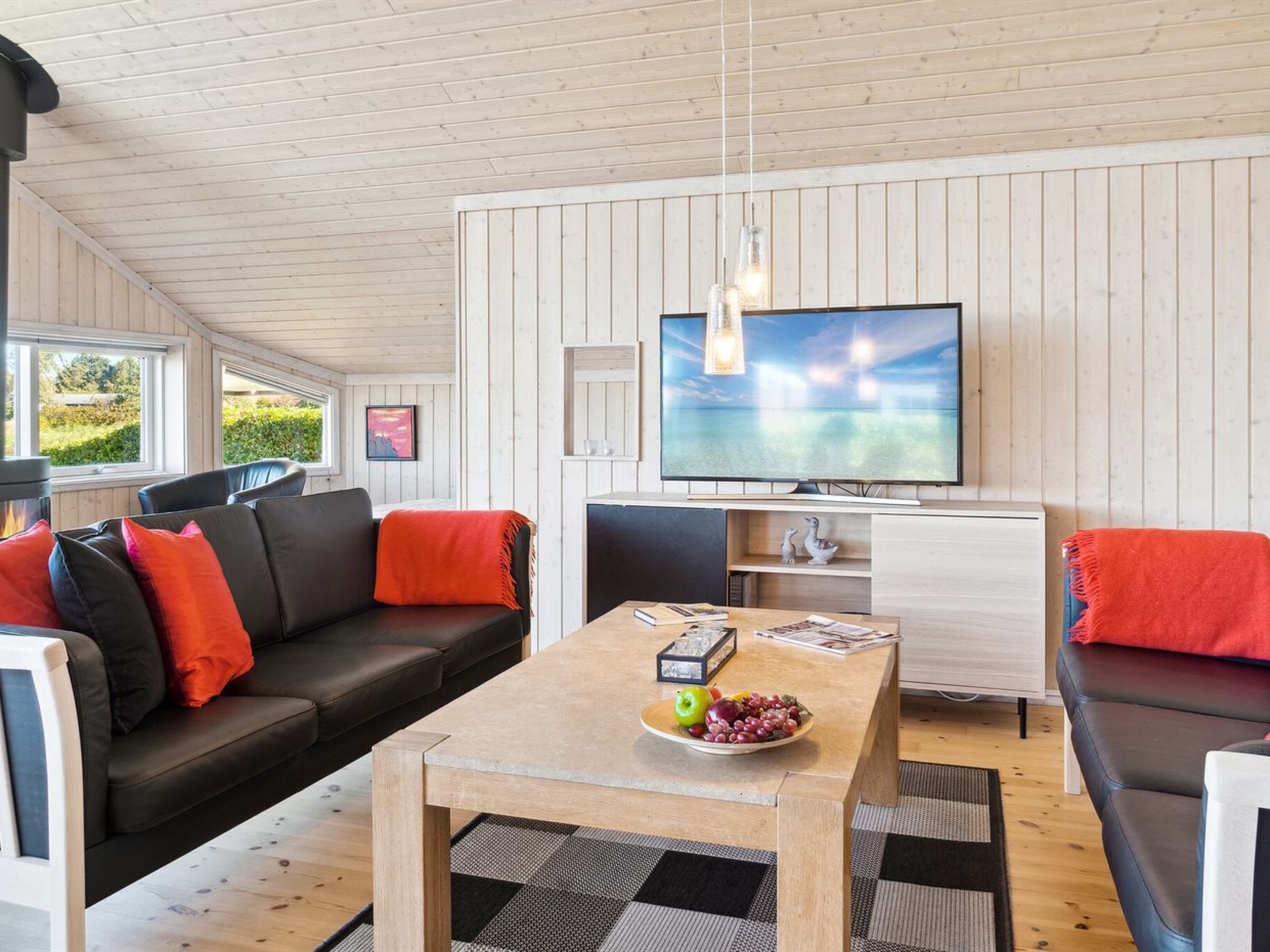 "Godtfrede" - 950m from the sea - Binnen