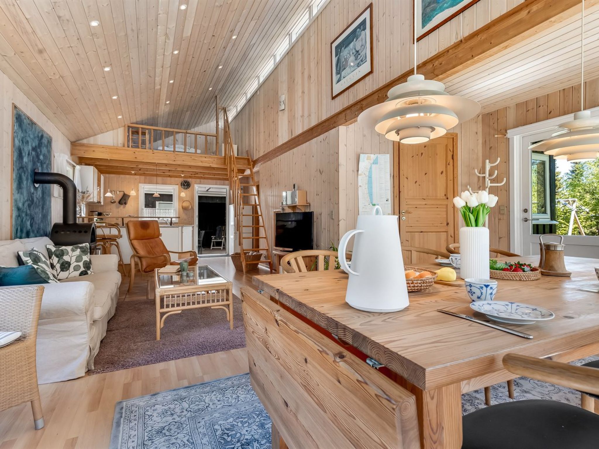"Rustam" - 600m from the sea - Binnen