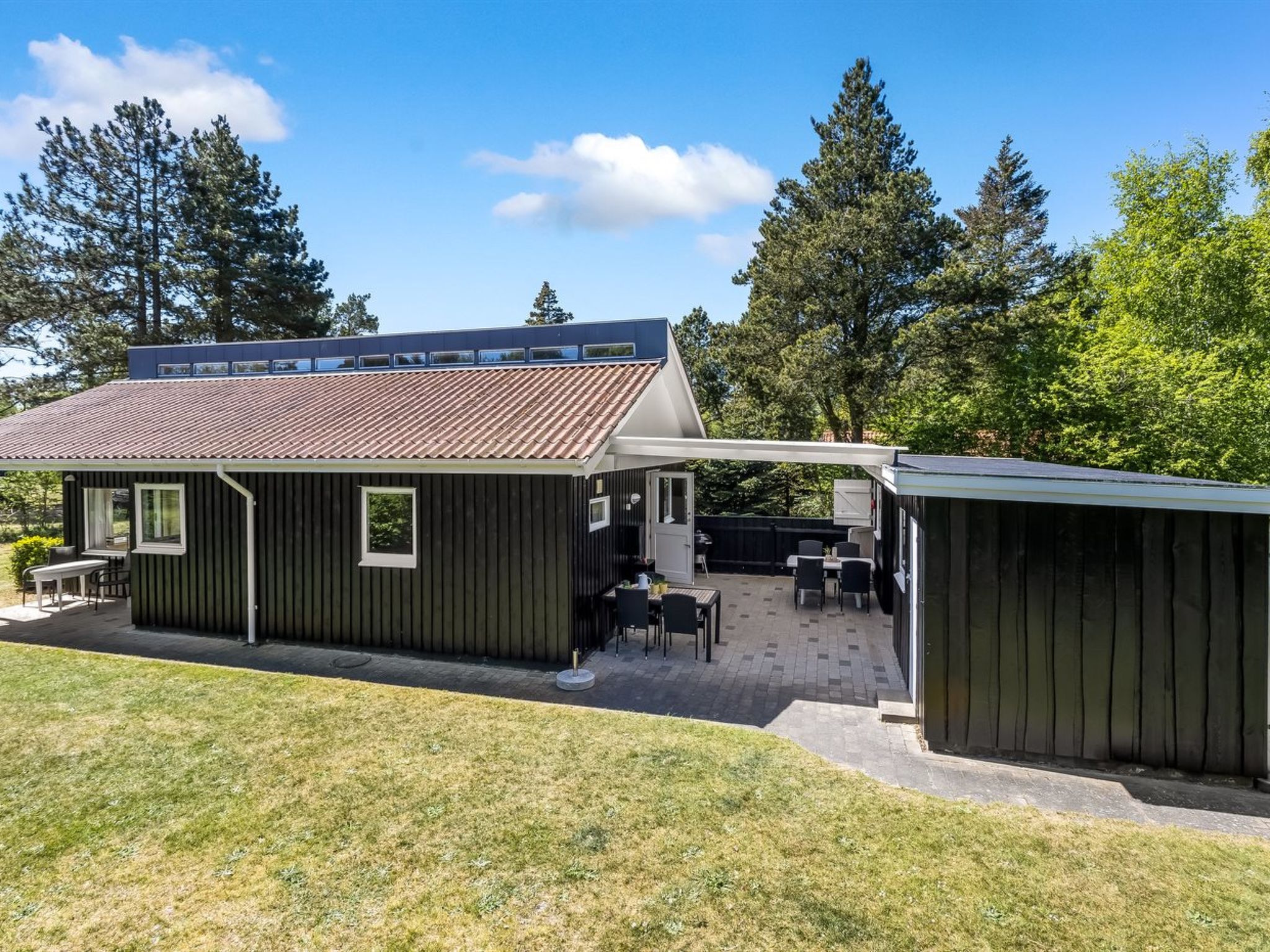 "Rustam" - 600m from the sea - Buiten