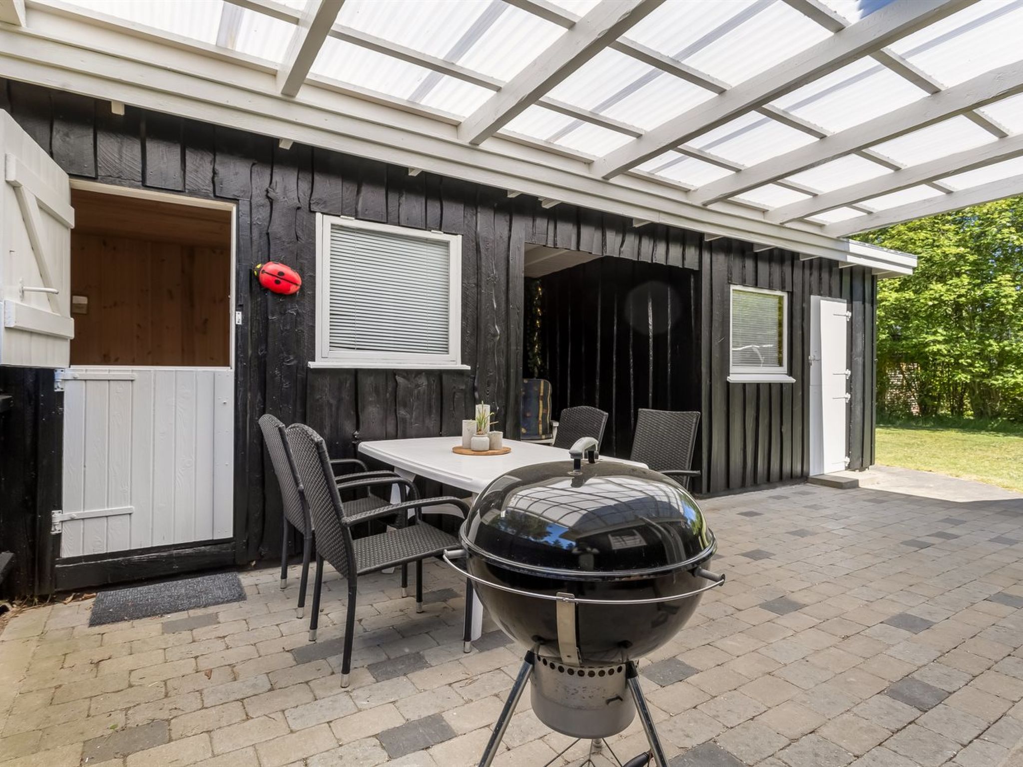 "Rustam" - 600m from the sea-Buiten