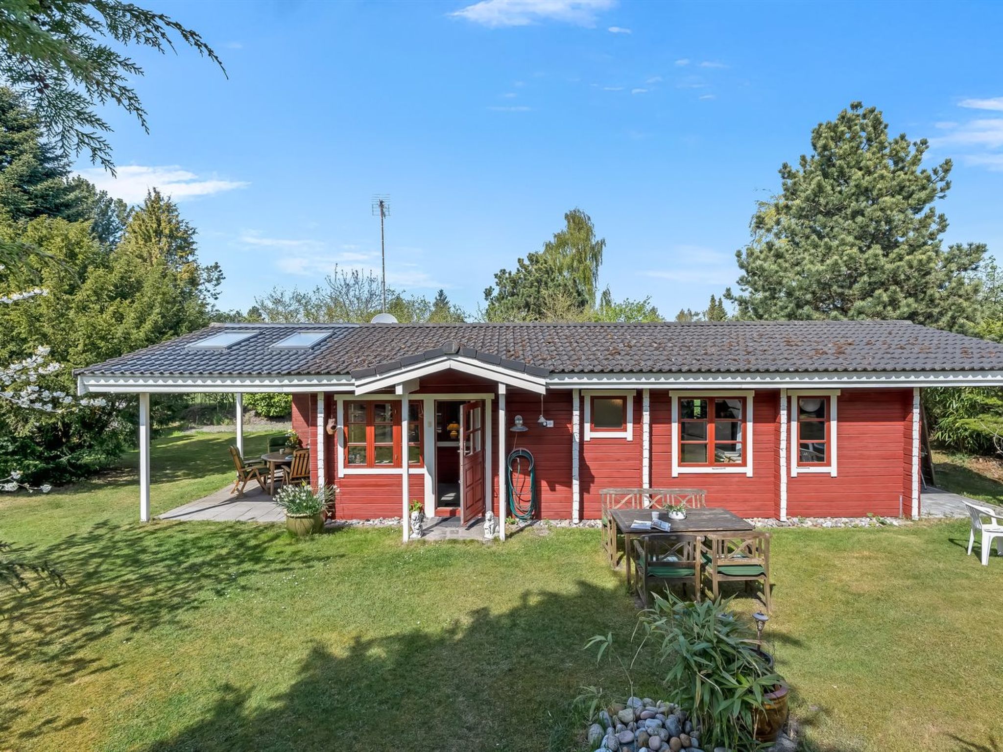 "Berit" - 700m from the sea