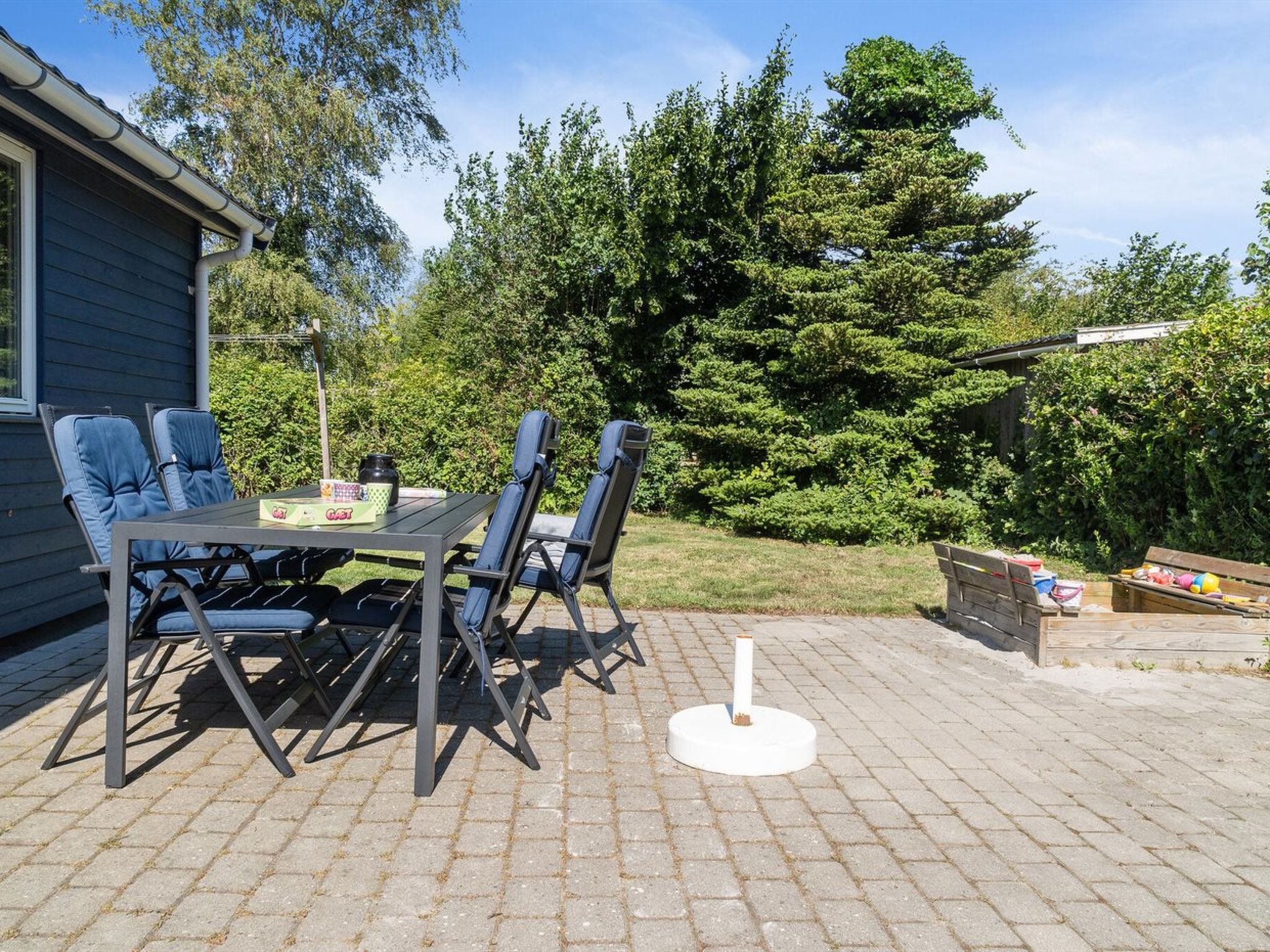 "Winona" - 300m from the sea - Draußen