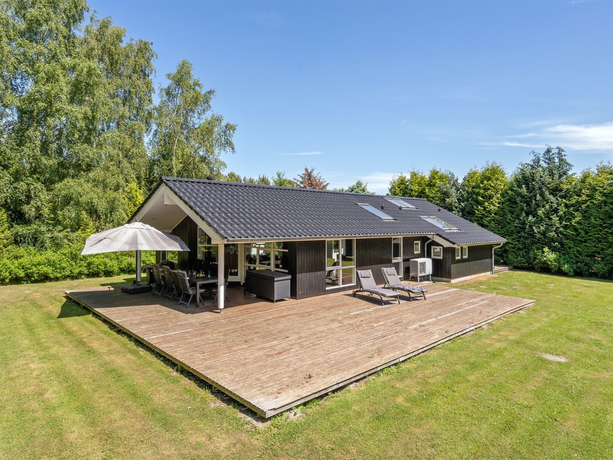 "Nyalle" - 1.3km from the sea - Buiten