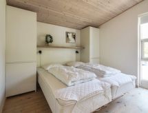Ruim vakantiehuis met privé-zwembad en sauna, 950 meter van de Deense kust - thumbnail 5