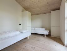 Ruim vakantiehuis met privé-zwembad en sauna, 950 meter van de Deense kust - thumbnail 2