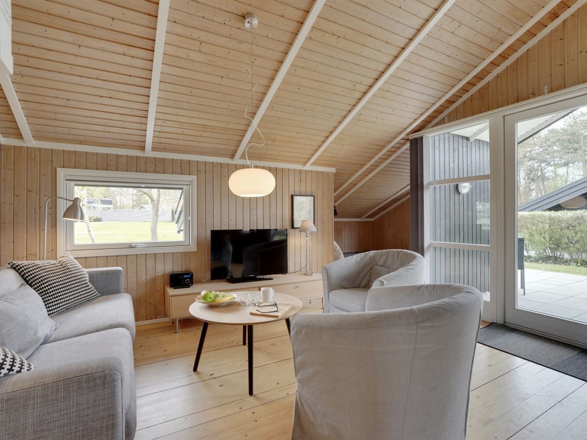 "Uolevi" - 200m from the sea — Living Room (4 of 15)