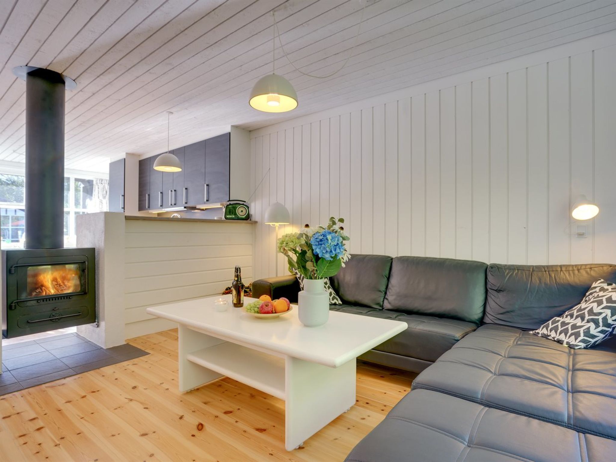 "Bergit" - 55m from the sea - Binnen