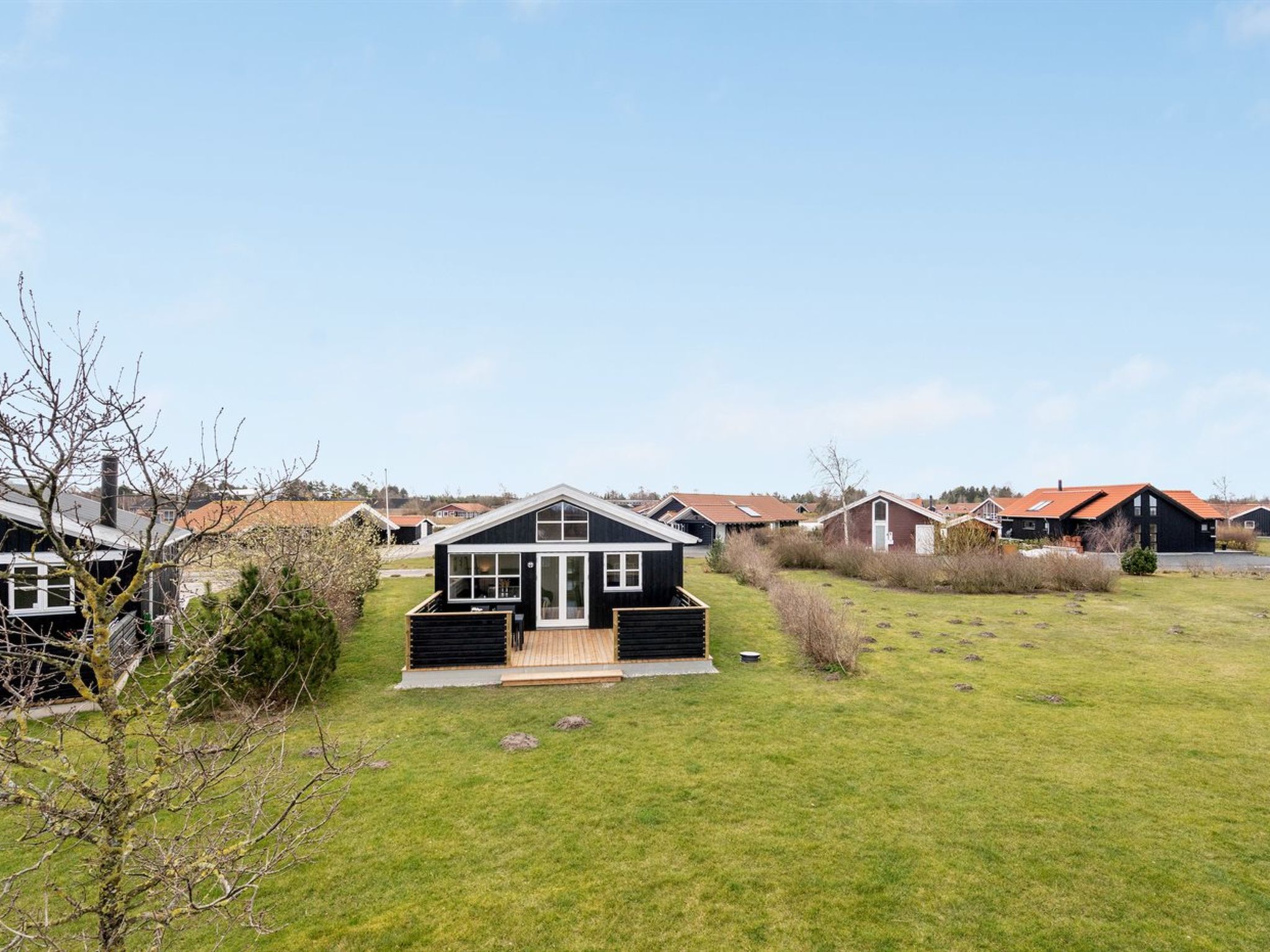 "Evin" - 800m from the sea - Buiten