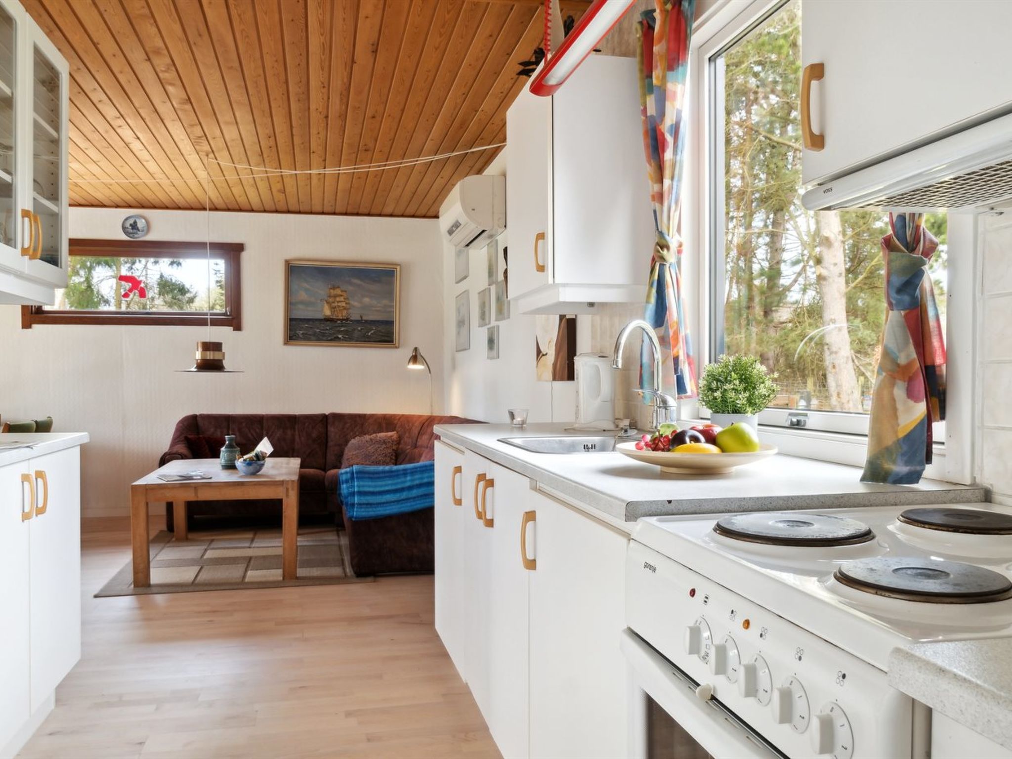 "Gebina" - 899m from the sea - Inside