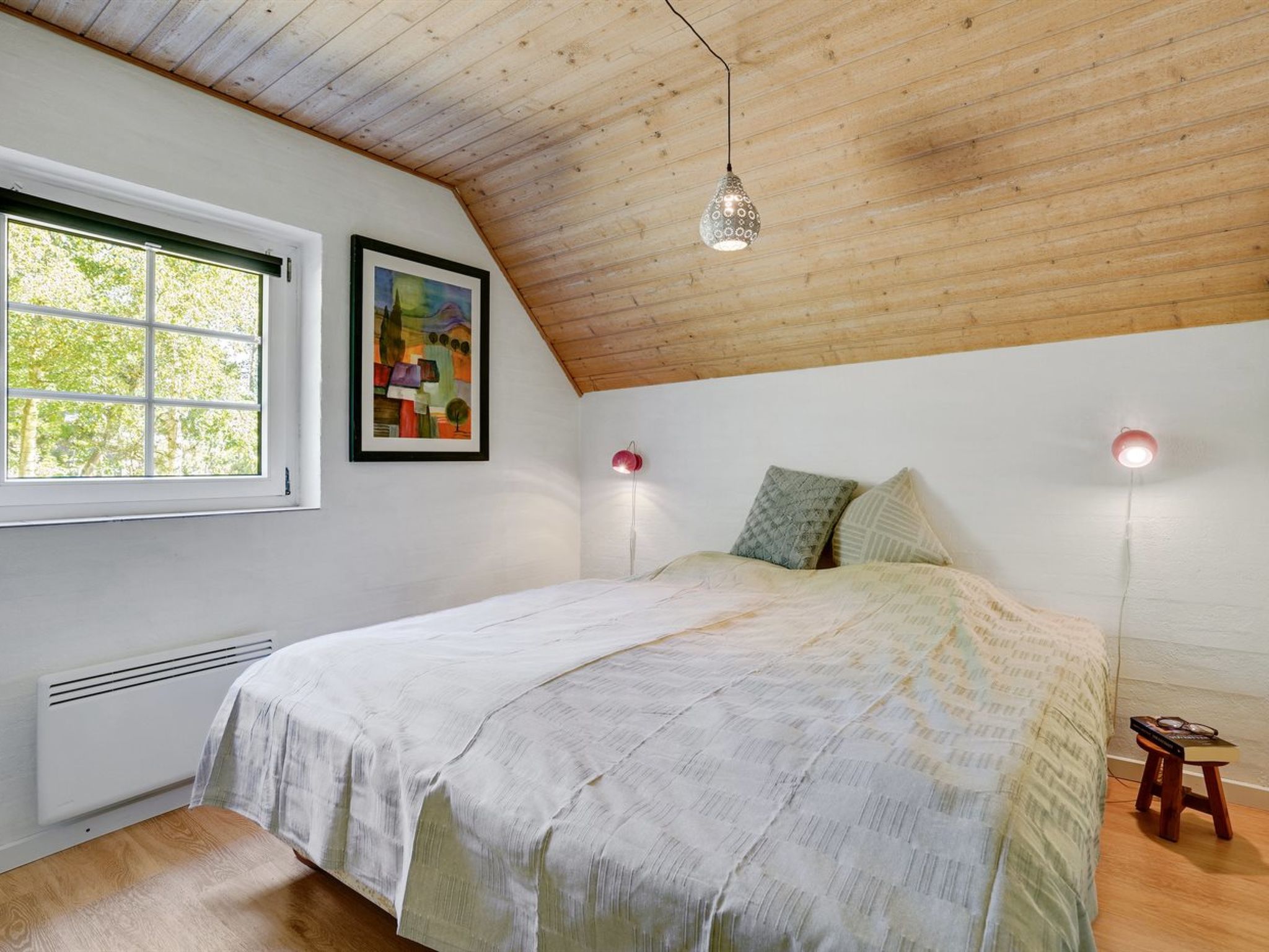 "Taralyn" - 1.3km from the sea - Binnen