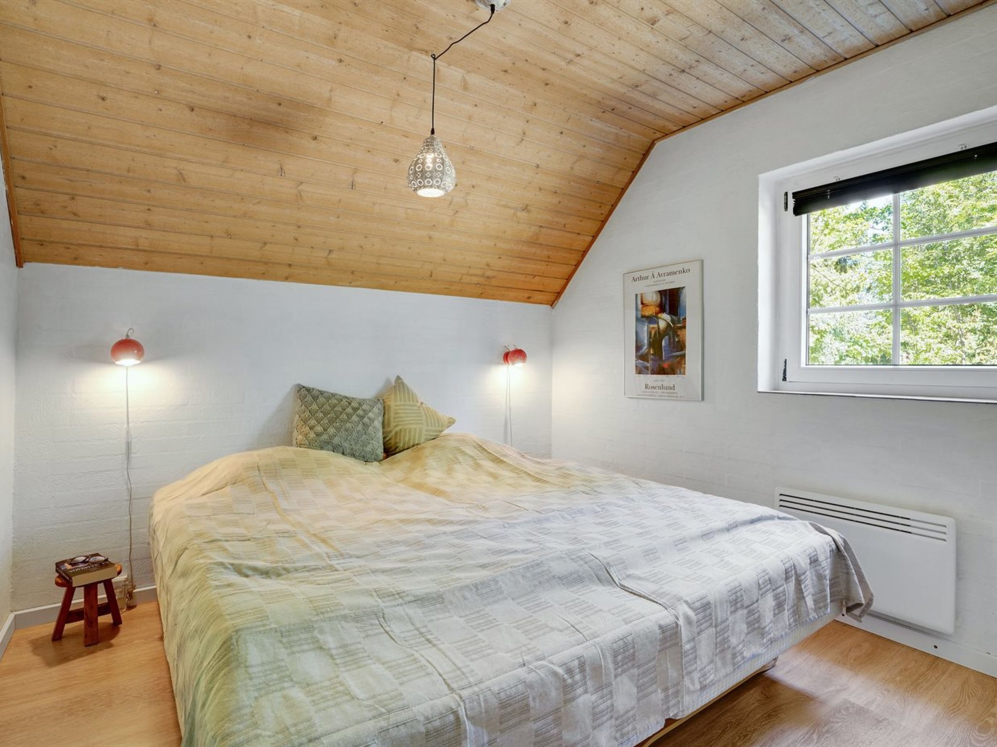 "Taralyn" - 1.3km from the sea - Binnen