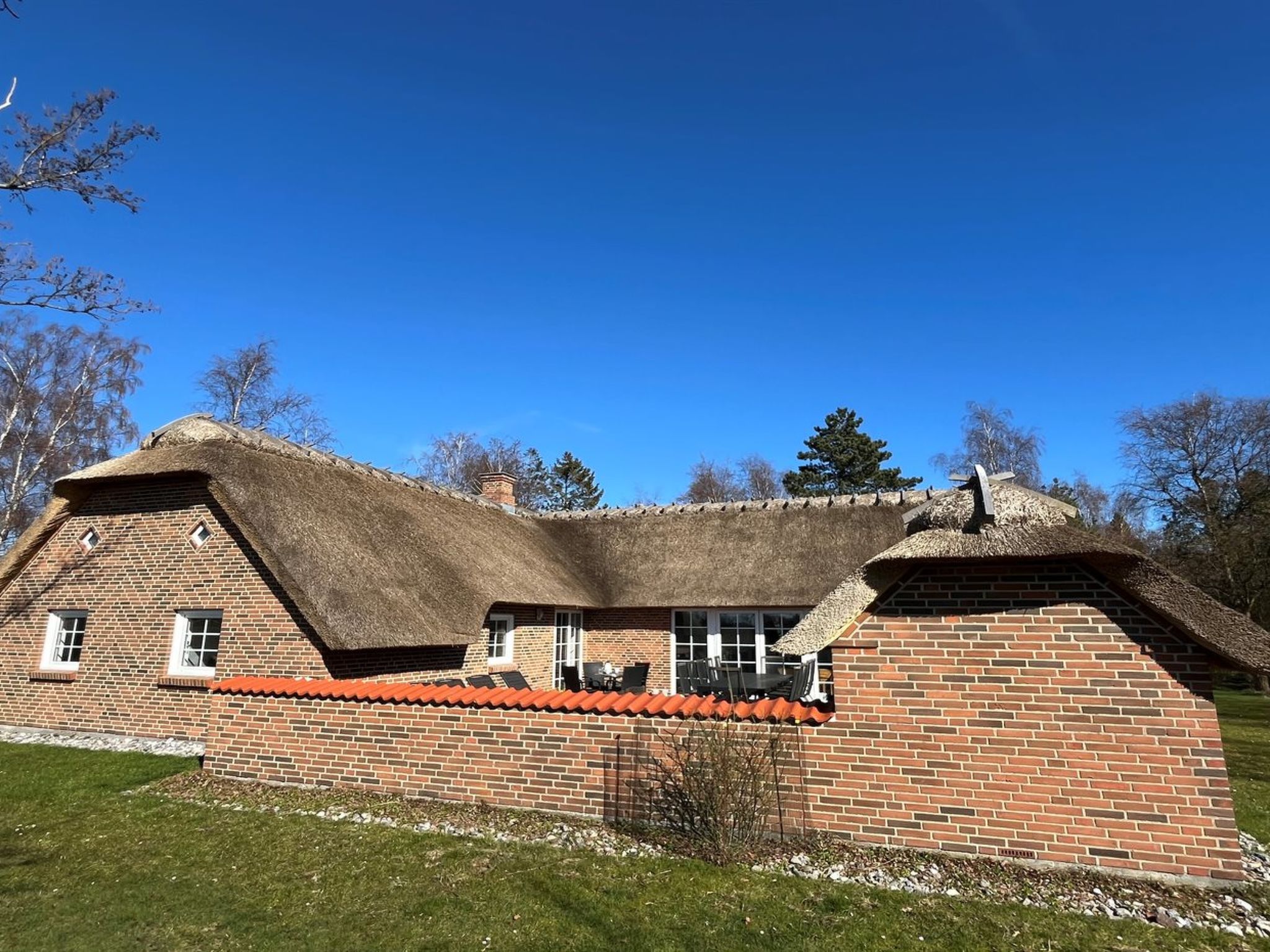 "Taralyn" - 1.3km from the sea - Buiten