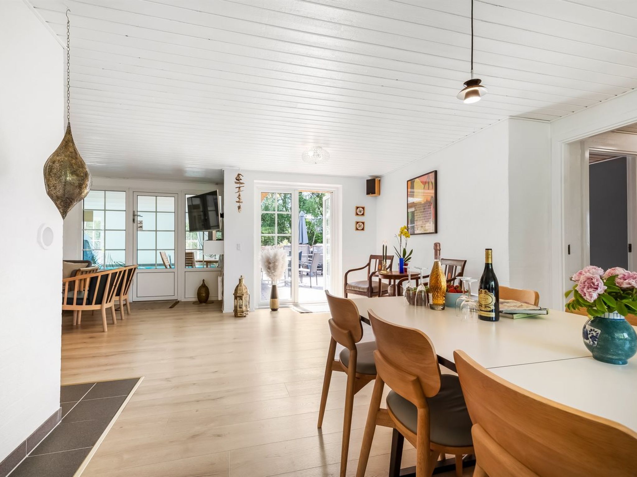 "Taralyn" - 1.3km from the sea - Drinnen