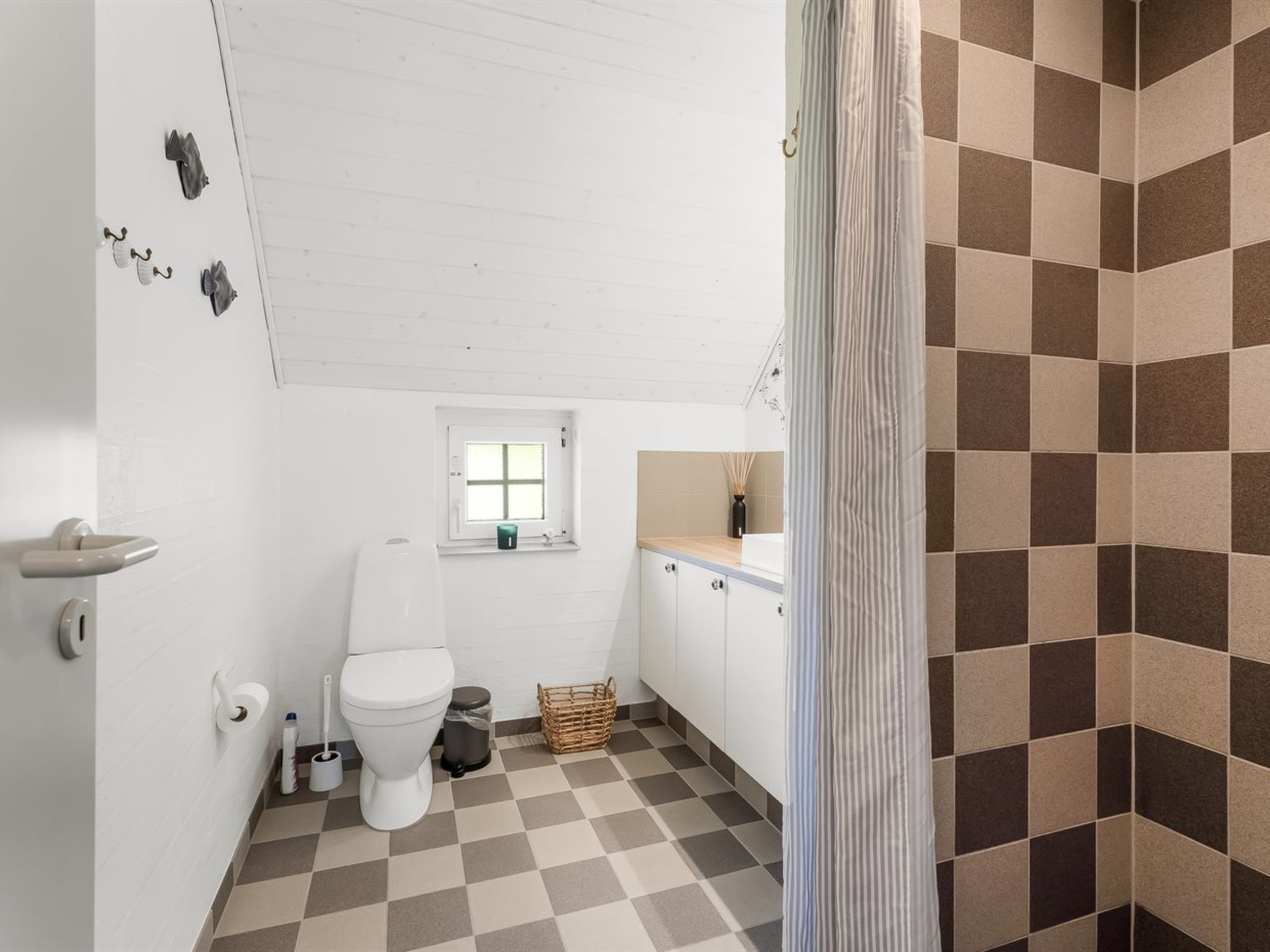 "Taralyn" - 1.3km from the sea - Drinnen