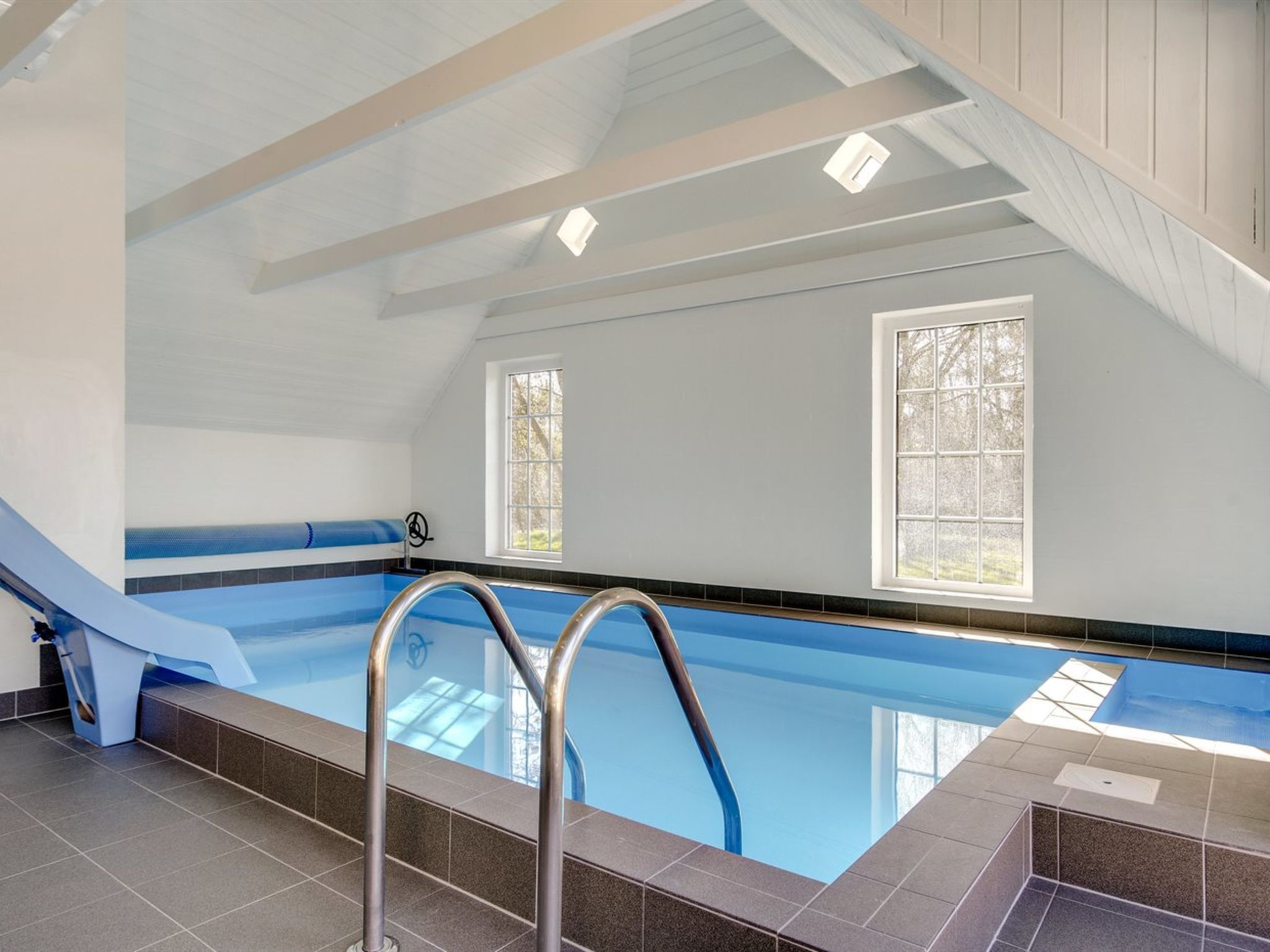 "Taralyn" - 1.3km from the sea-Buiten