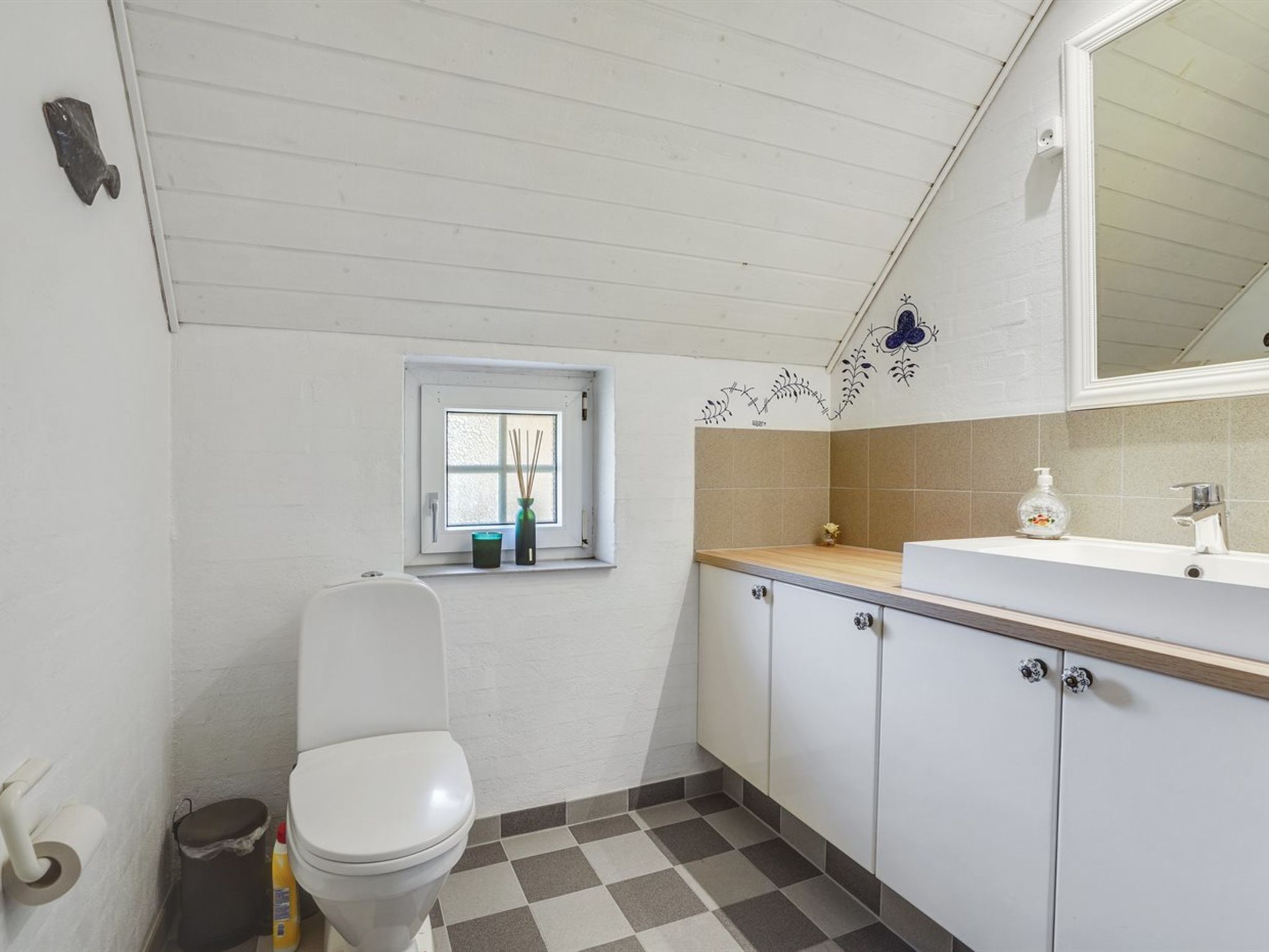 "Taralyn" - 1.3km from the sea-Binnen